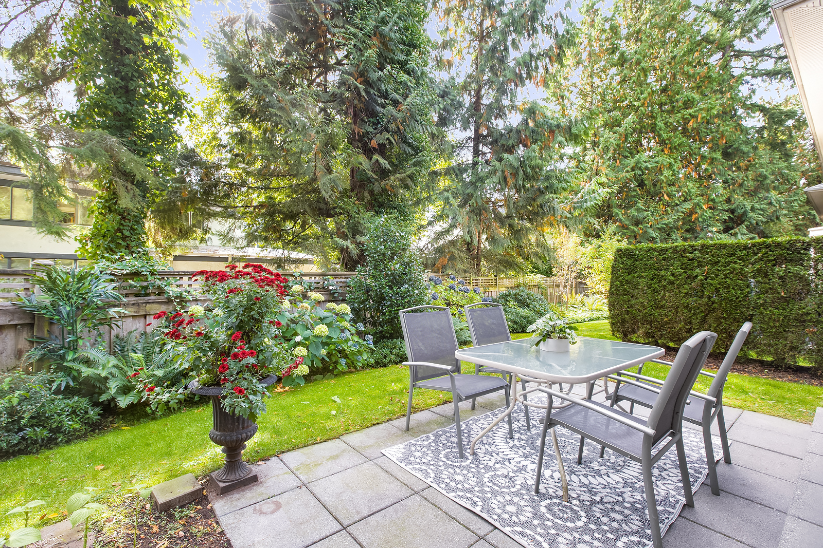 #5 - 3750 Edgemont Boulevard 17