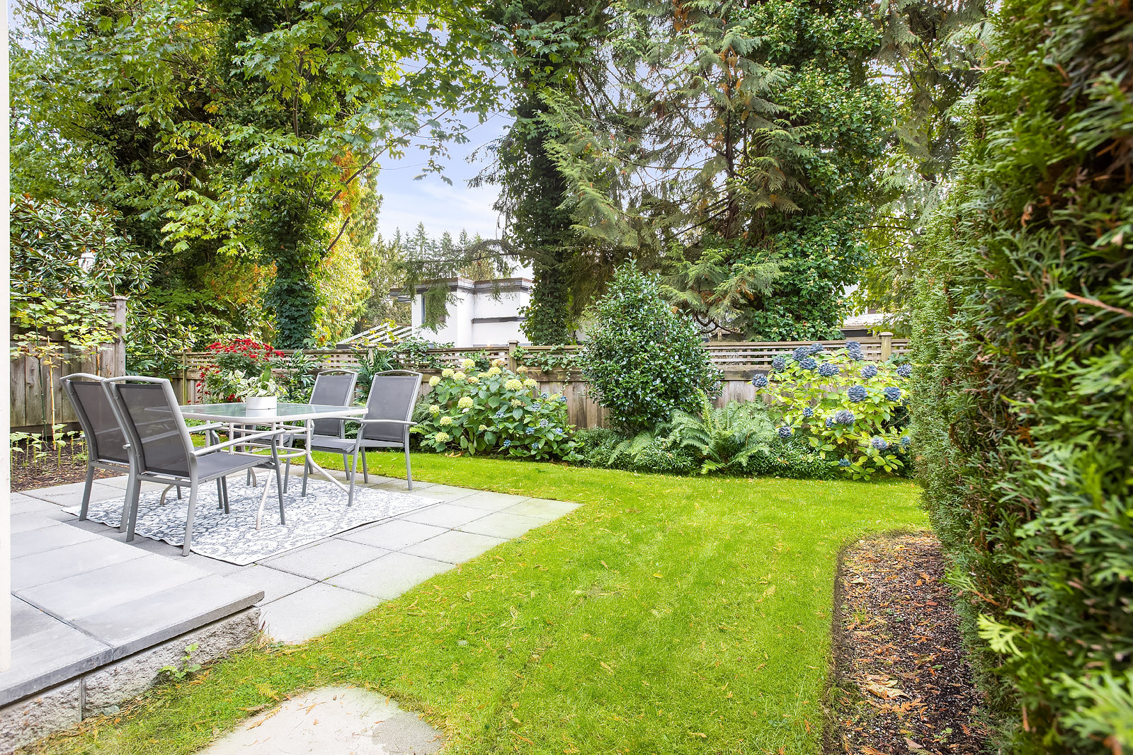 #5 - 3750 Edgemont Boulevard 18