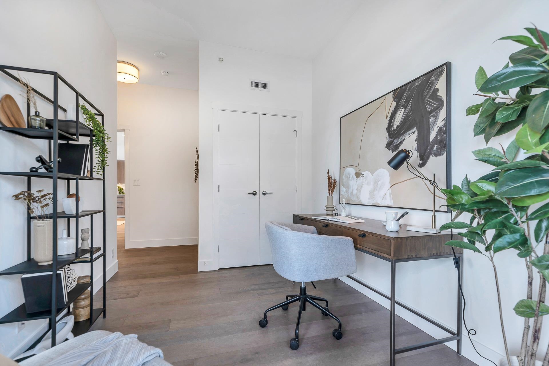 #702 - 2780 VALLEY CENTRE AVENUE 18