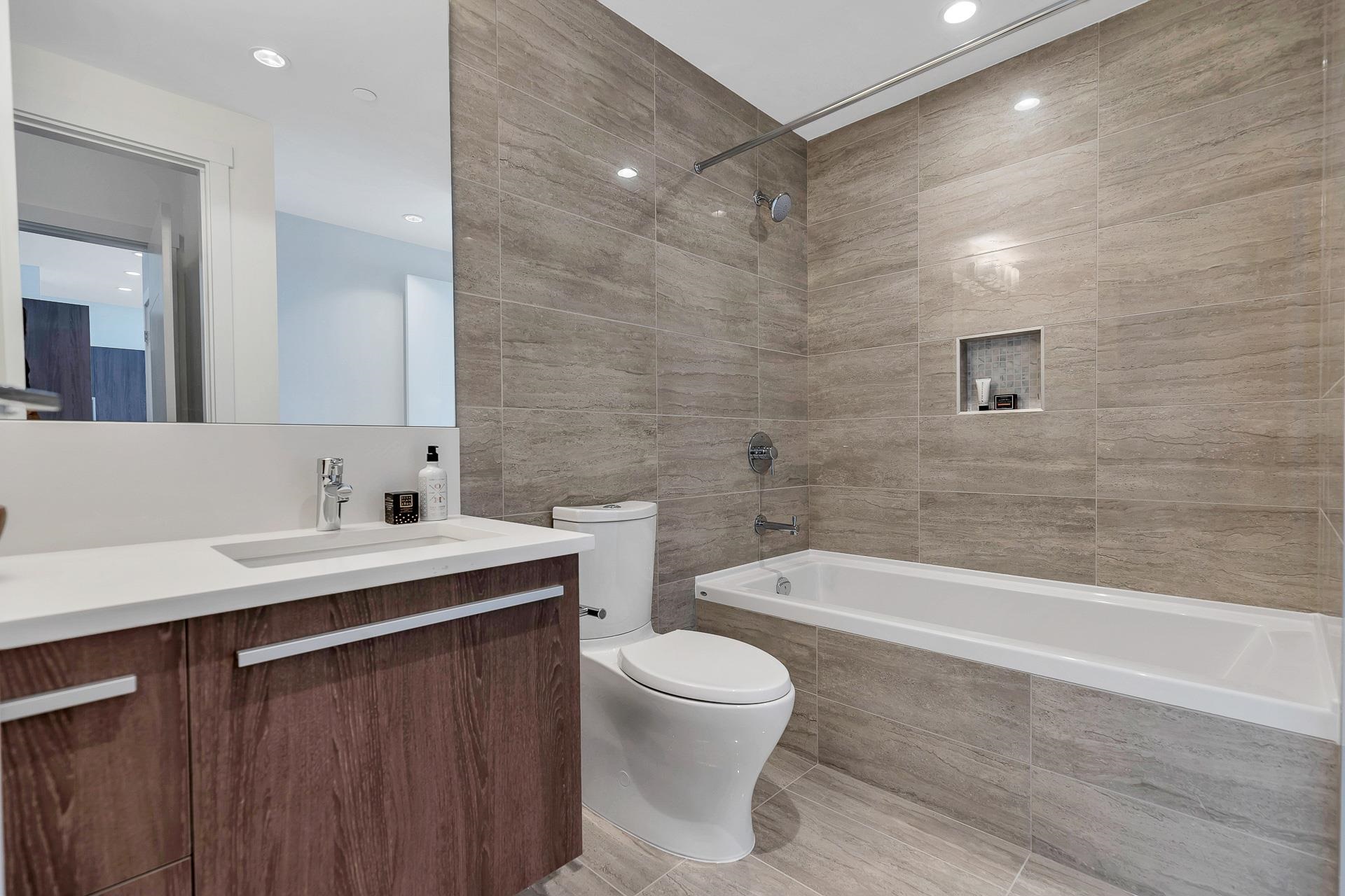 #702 - 2780 VALLEY CENTRE AVENUE 20
