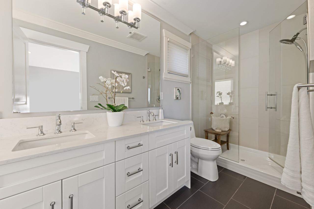 252 W 6TH STREET 46