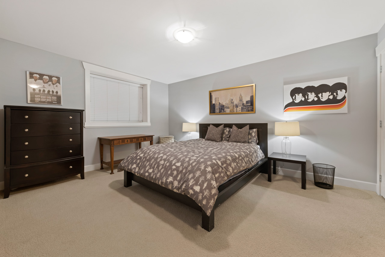 252 W 6TH STREET 55
