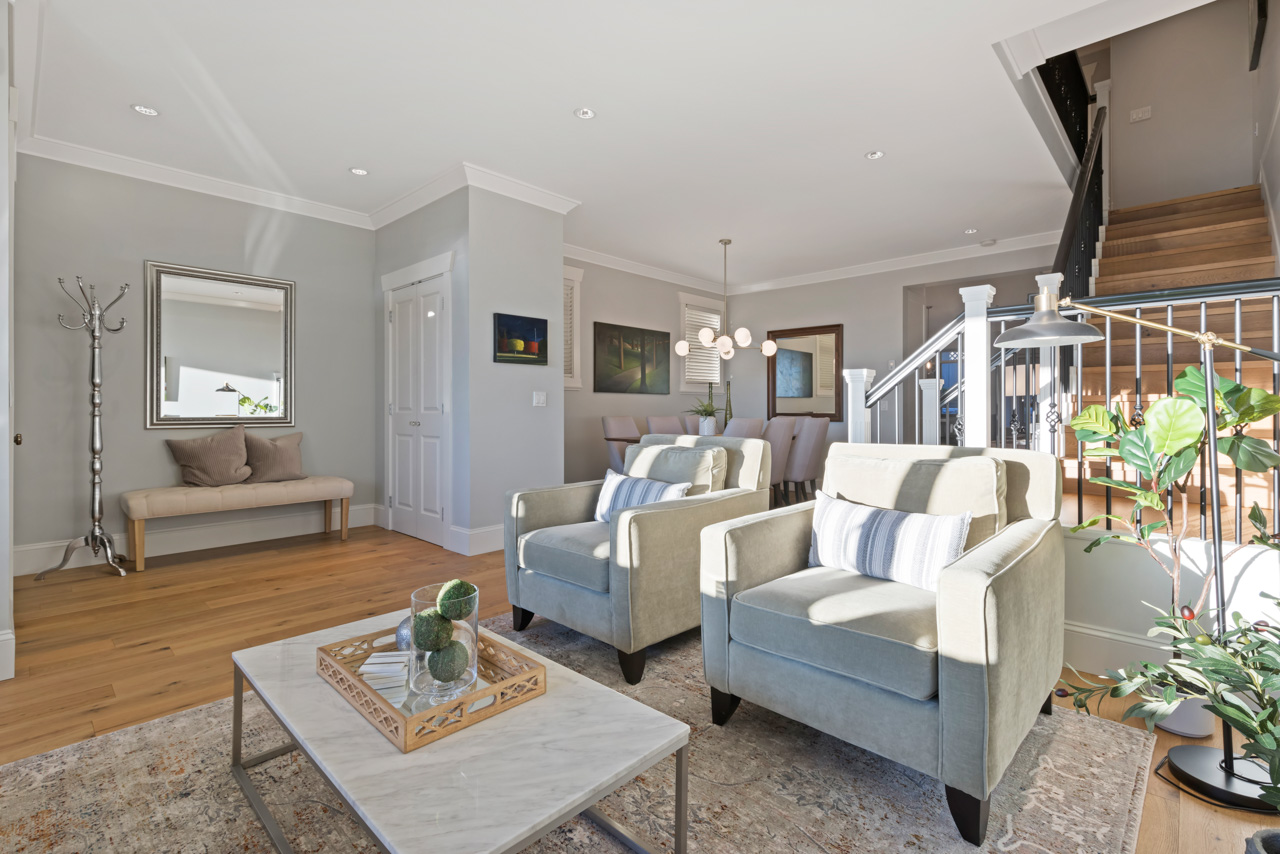 252 W 6TH STREET 13