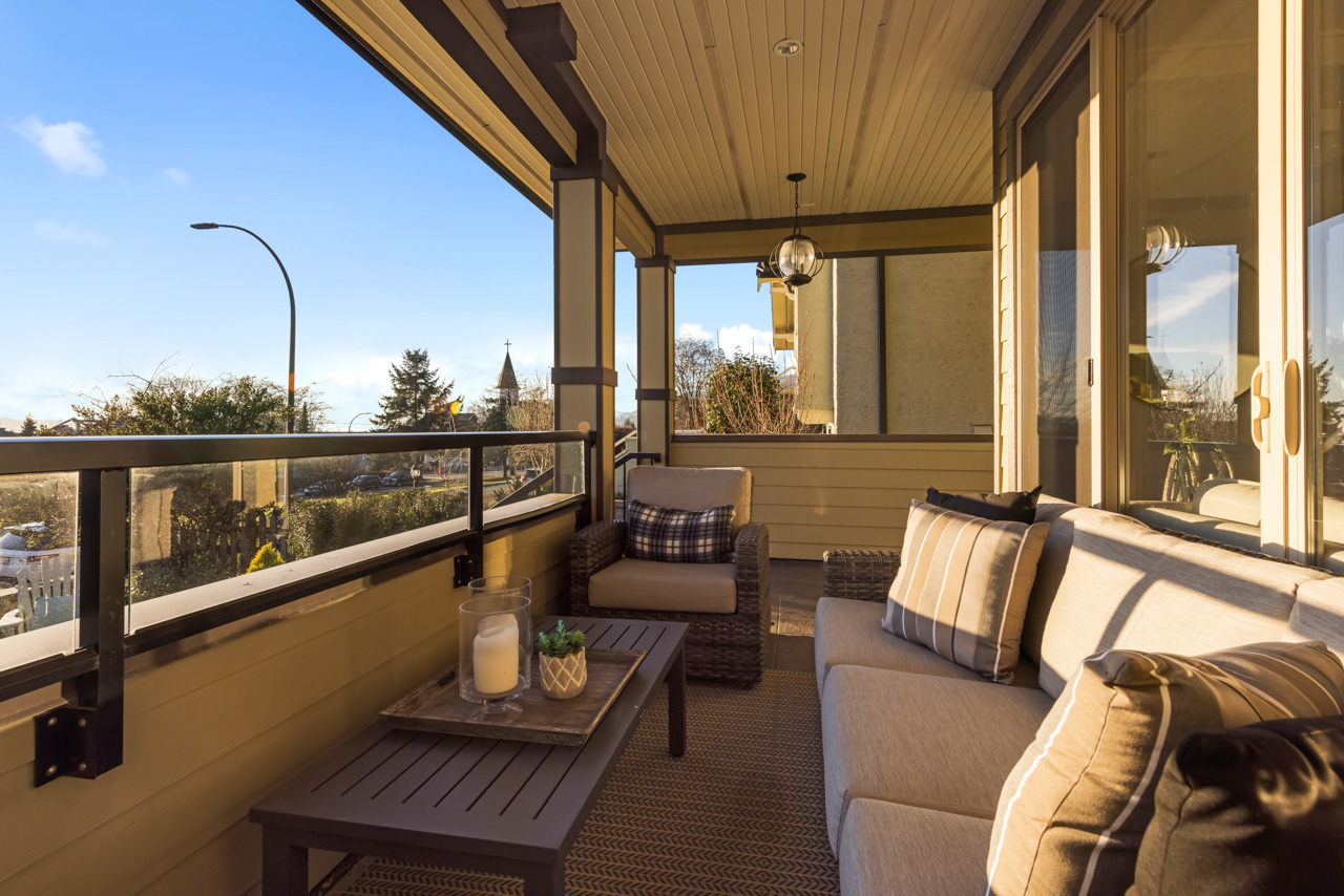 252 W 6TH STREET 8