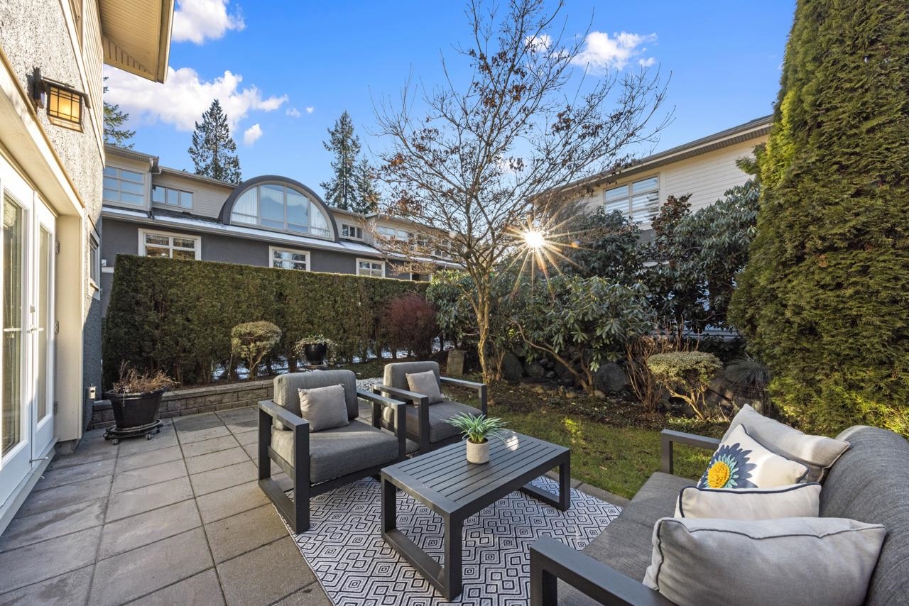 23 3750 EDGEMONT BOULEVARD 14