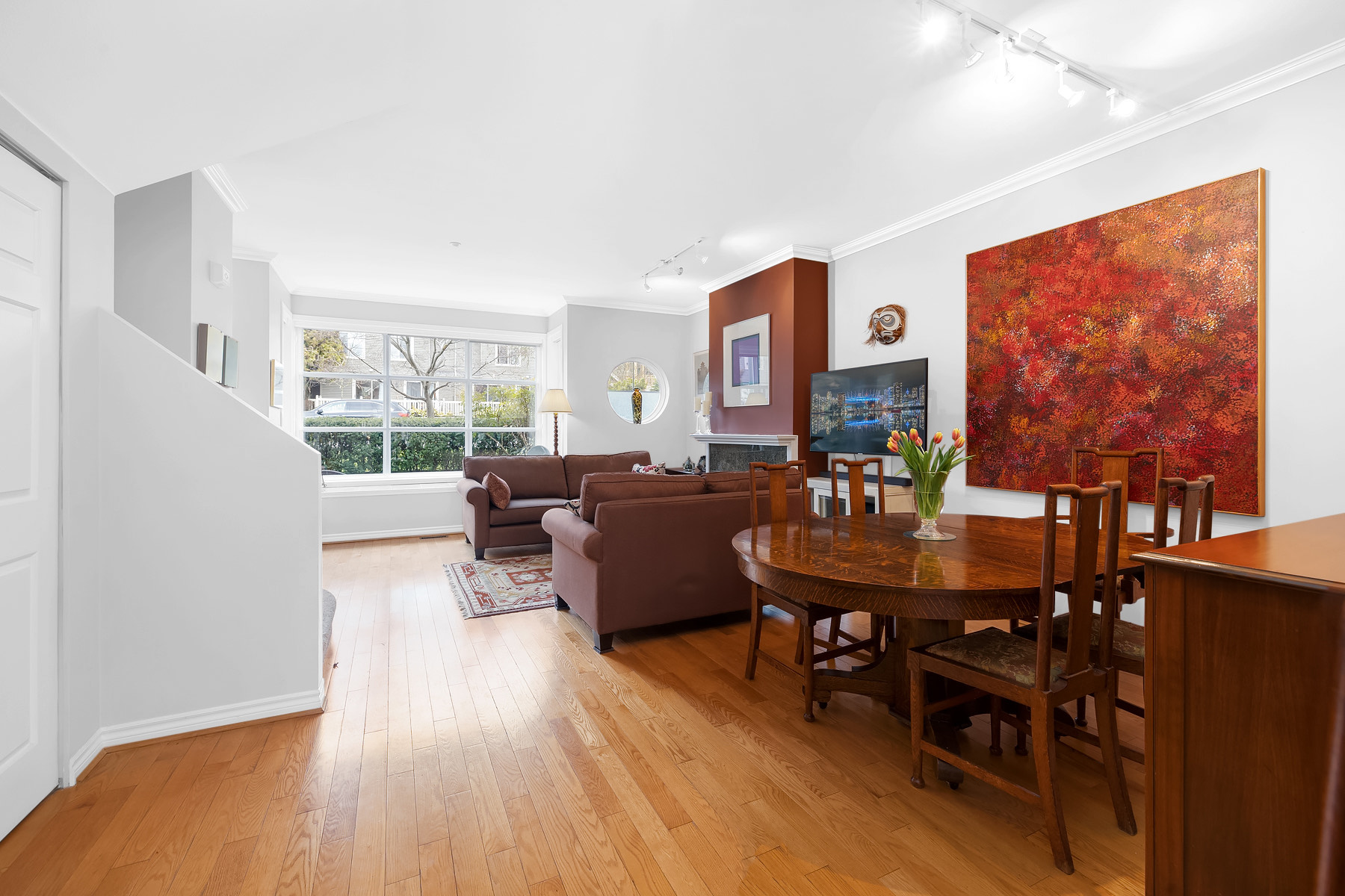 2-225 E5TH STREET, NORTH VANCOUVER 5