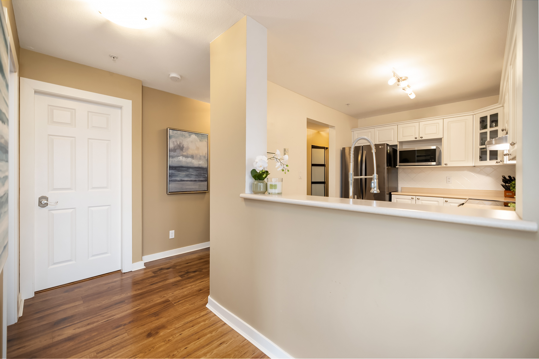 #302-1085 W17th Street, North Vancouver 14