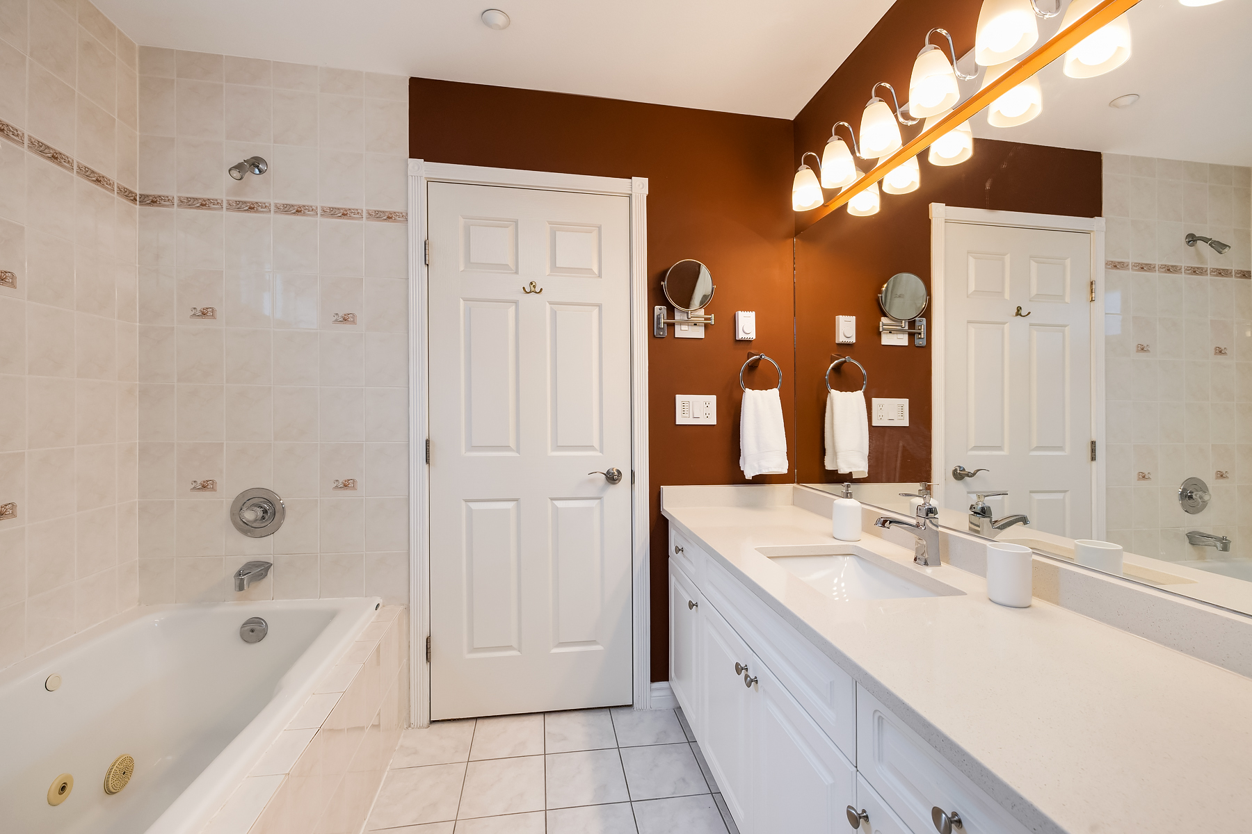 2-225 E5TH STREET, NORTH VANCOUVER 24