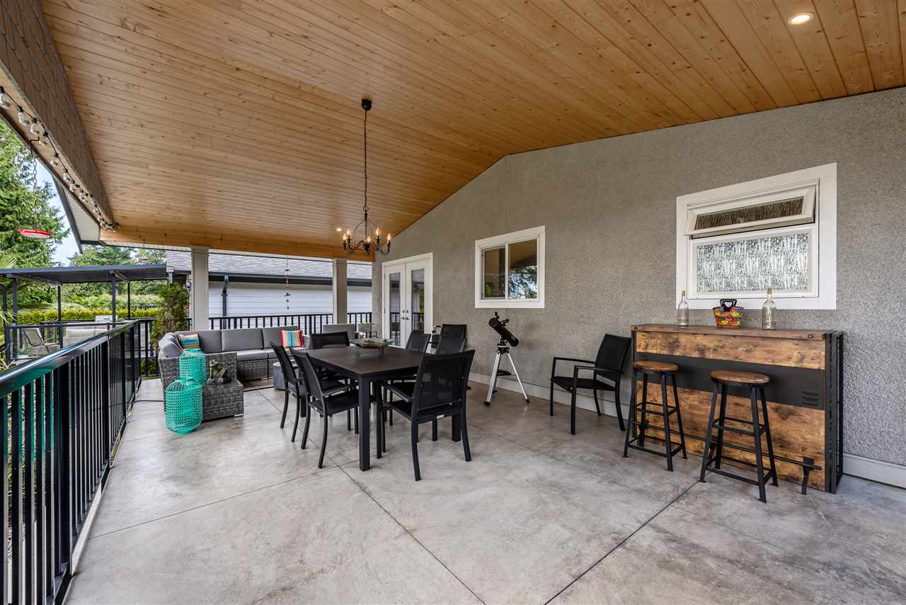 549 W 22nd STREET, NORTH VANCOUVER 12
