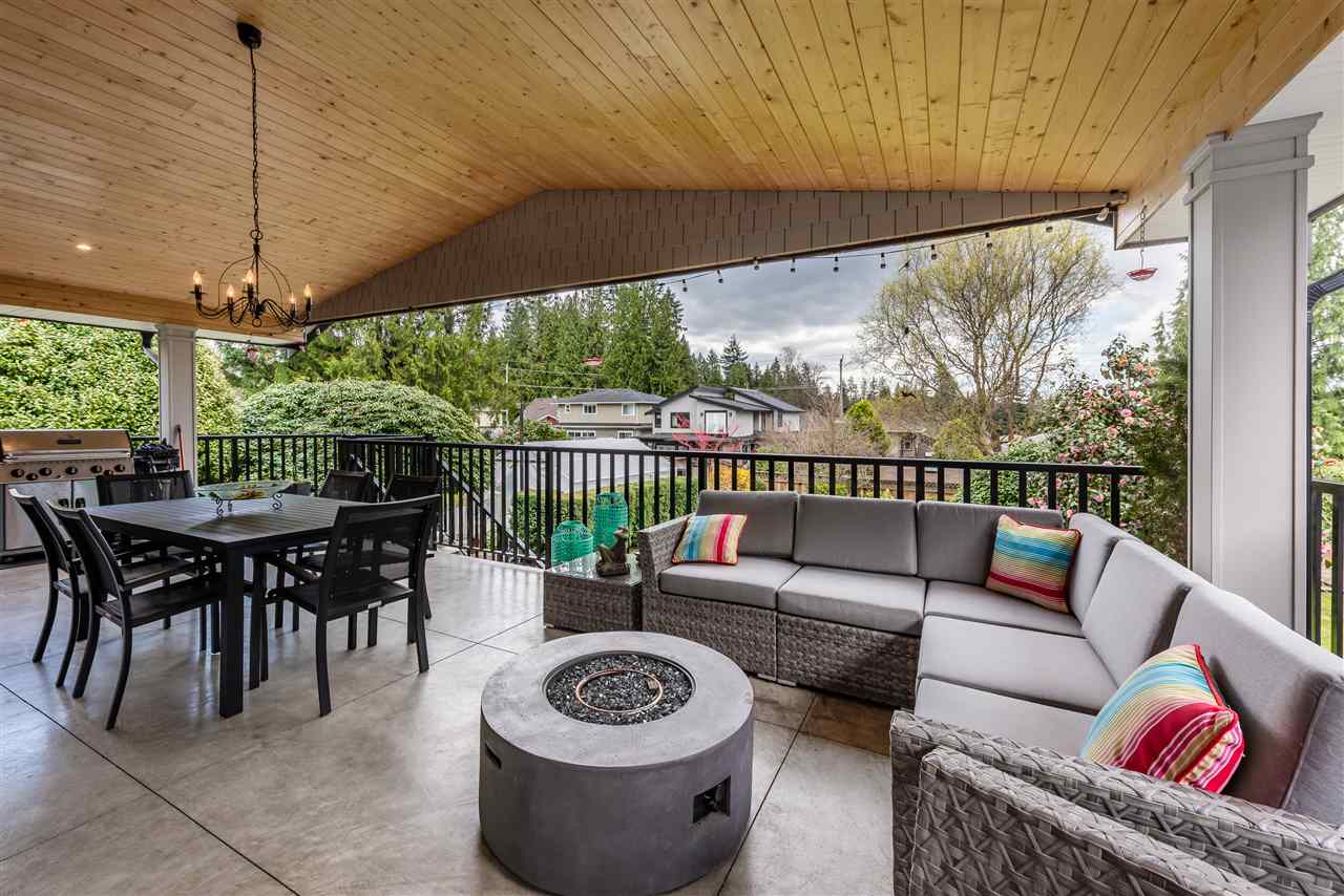 549 W 22nd STREET, NORTH VANCOUVER