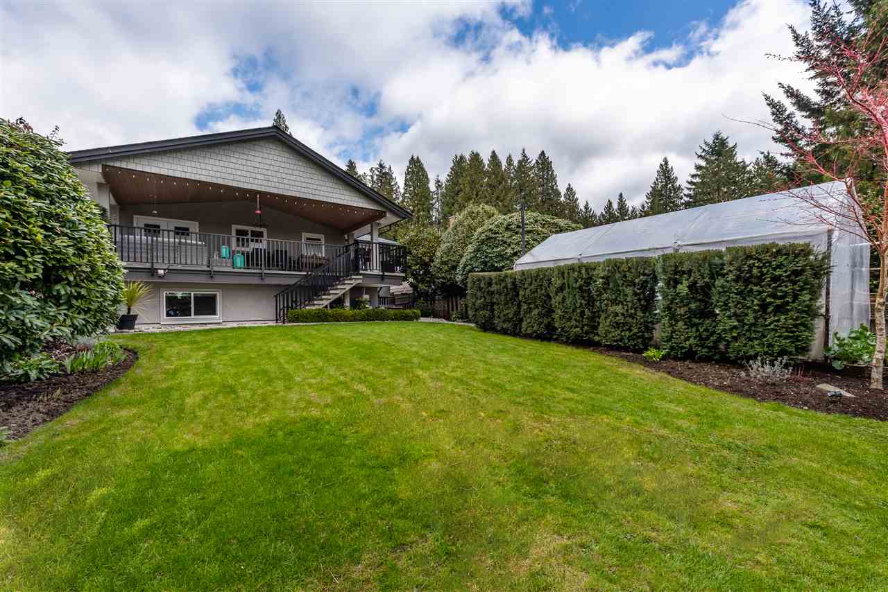 549 W 22nd STREET, NORTH VANCOUVER 19