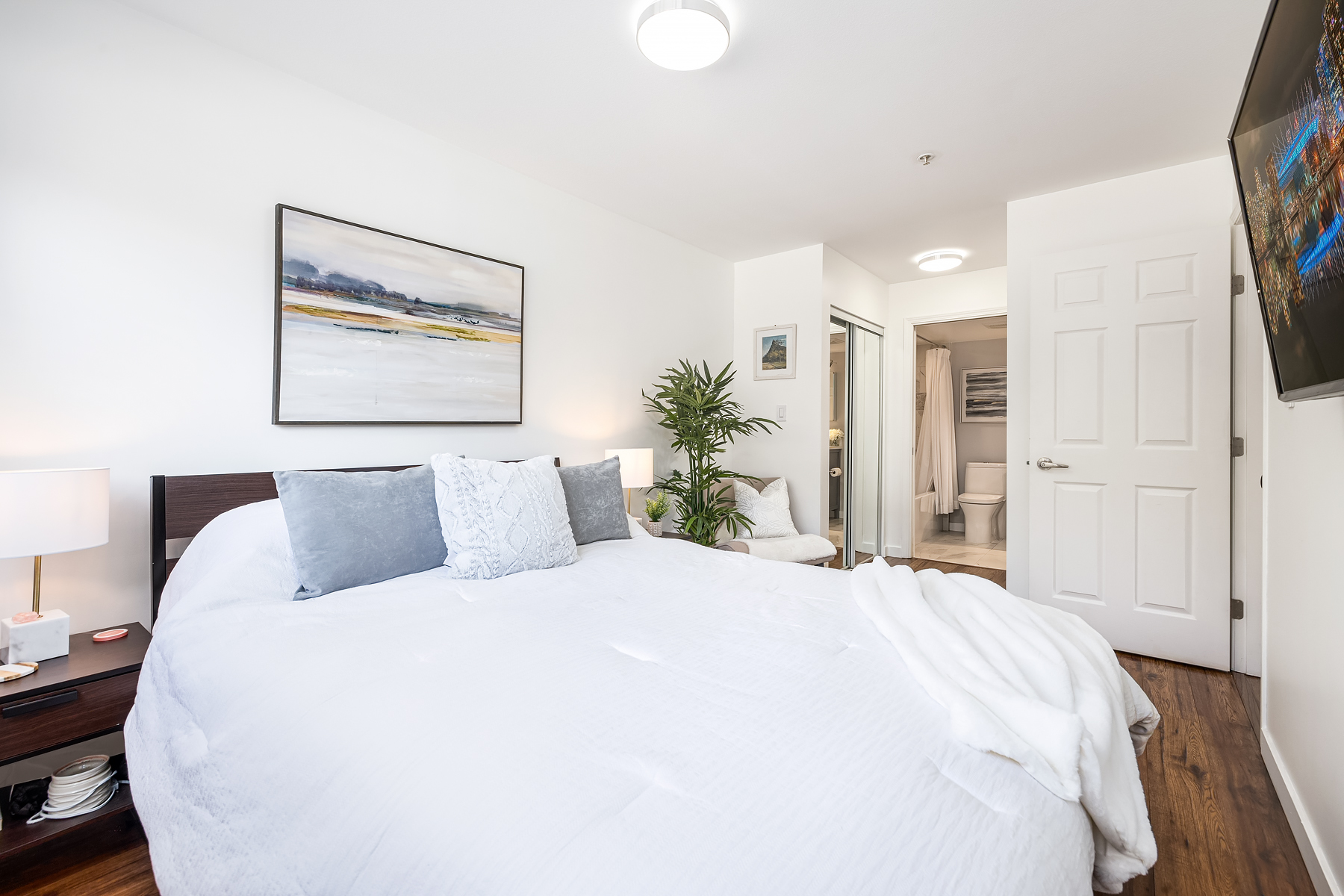 102-1085 W 17TH STREET, NORTH VANCOUVER 13