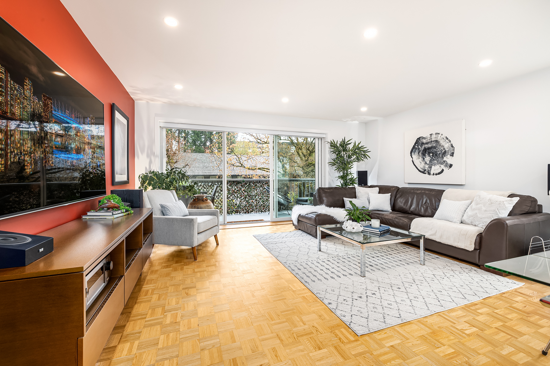 1210-235 Keith Road, West Vancouver 7