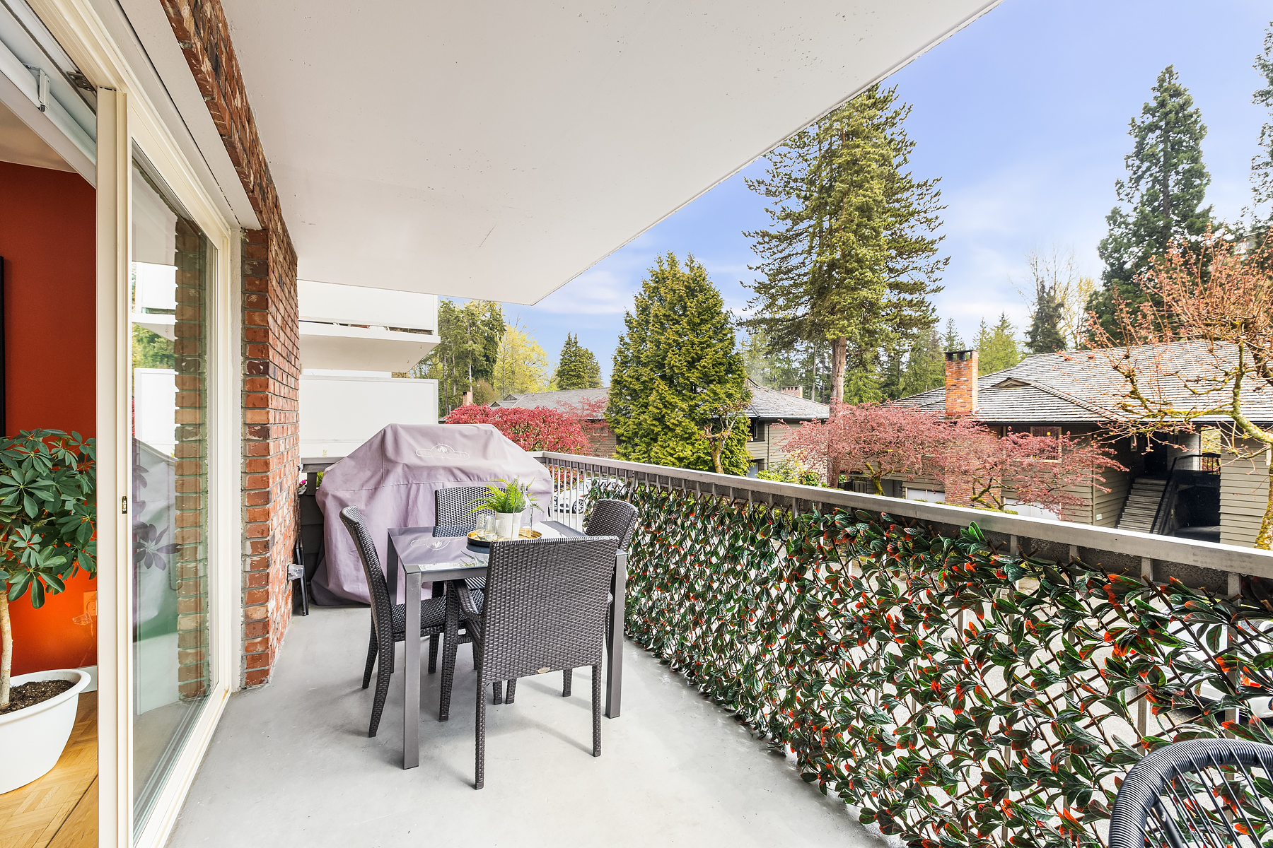 1210-235 Keith Road, West Vancouver 23