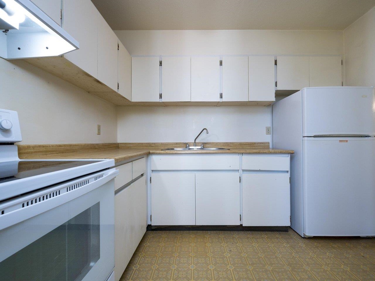1702-3755 BARTLETT COURT, BURNABY, BC V3J 7G7 4