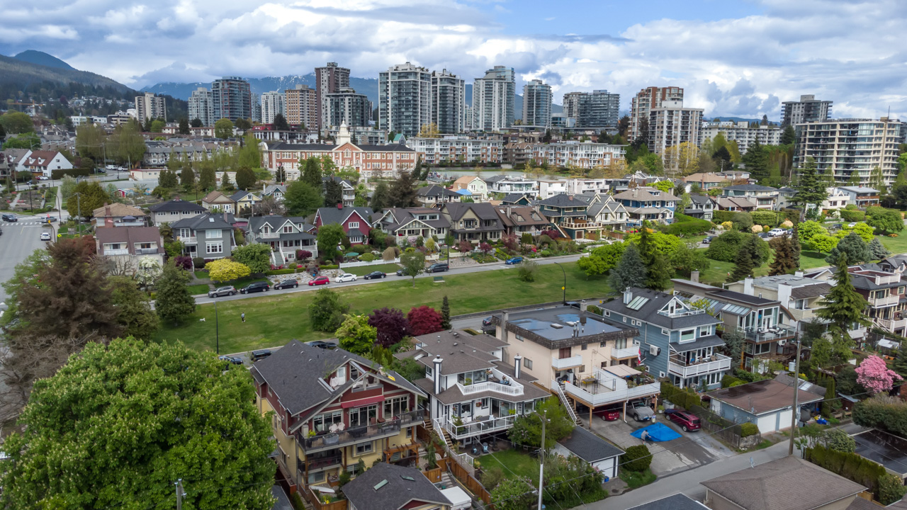 269B W 6TH STREET, NORTH VANCOUVER 24