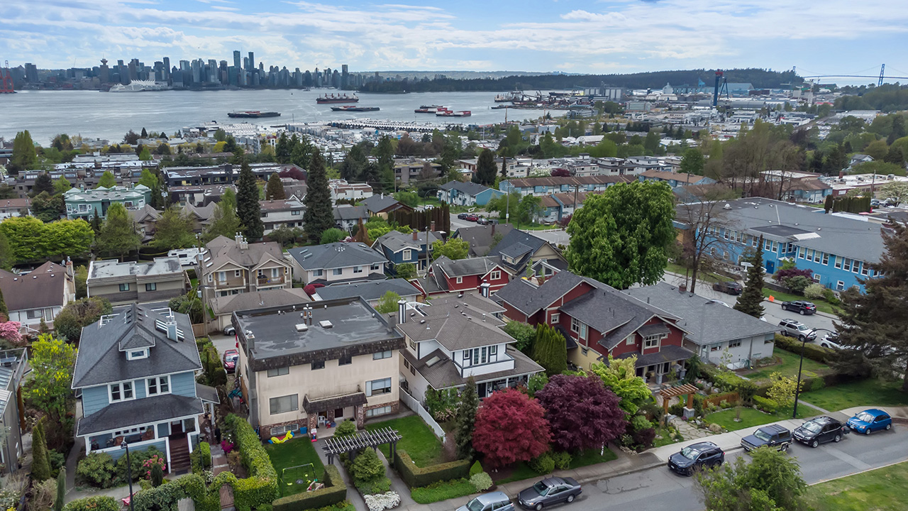 269B W 6TH STREET, NORTH VANCOUVER 25