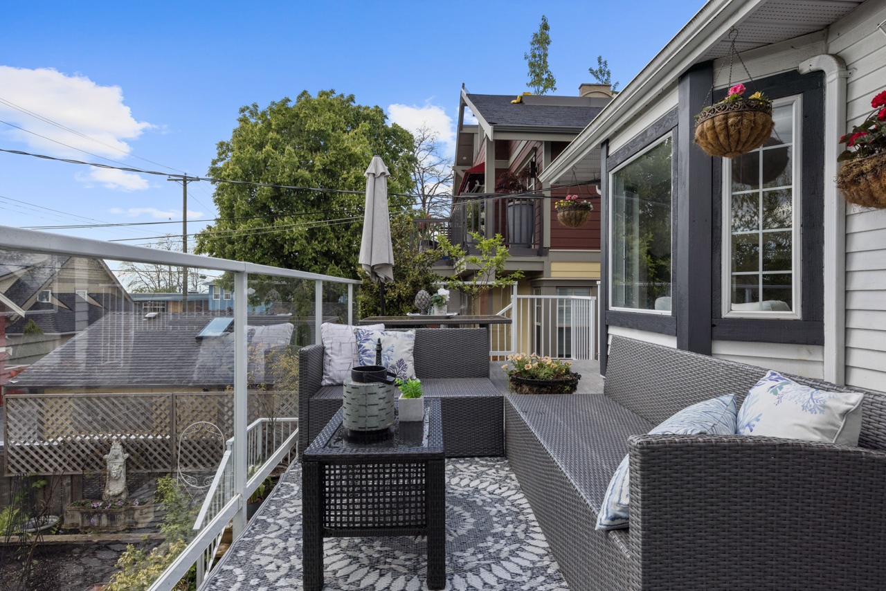 269B W 6TH STREET, NORTH VANCOUVER 27