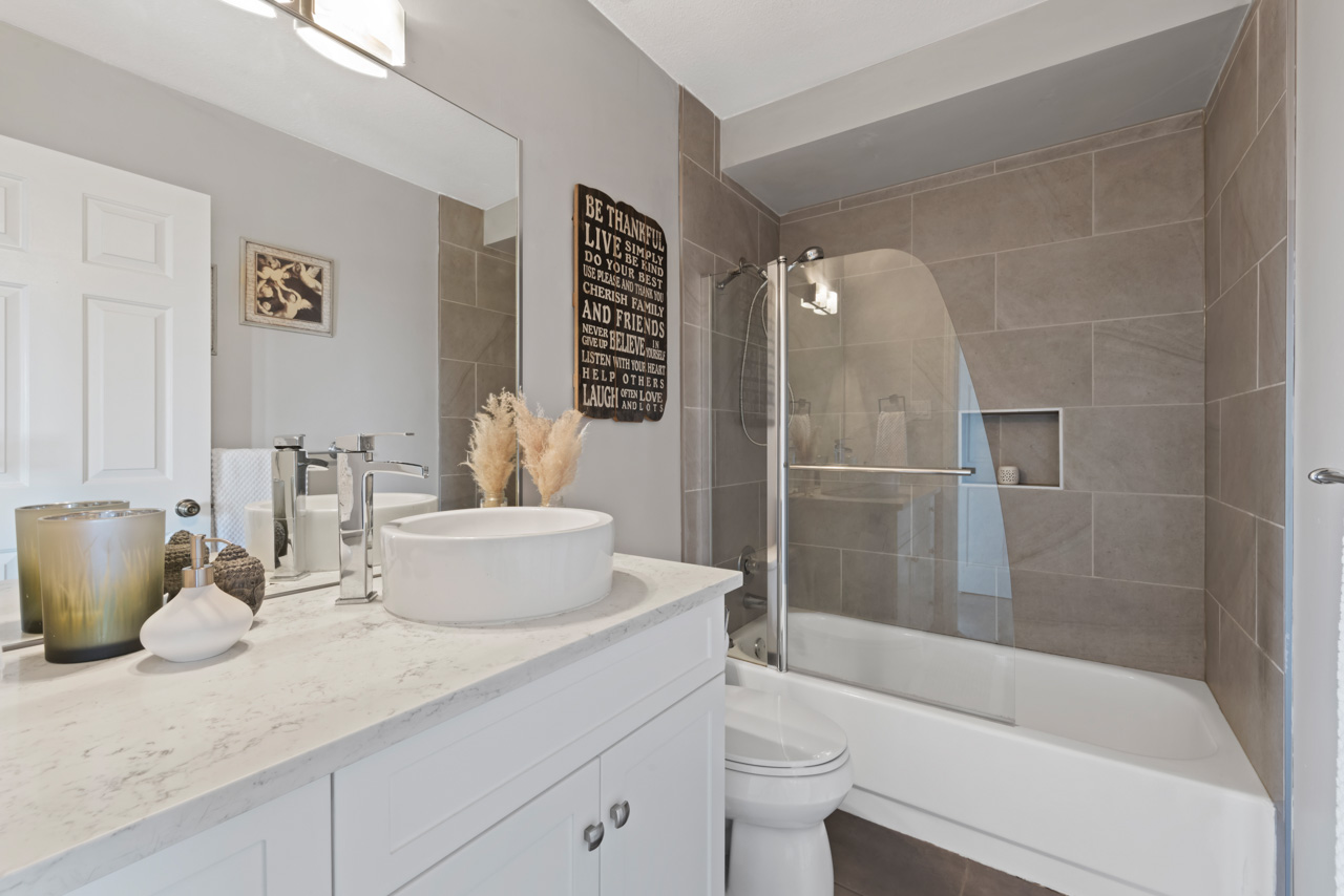 269B W 6TH STREET, NORTH VANCOUVER 15