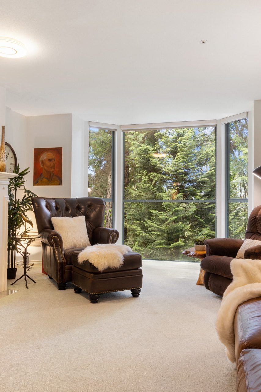 203-3200 CAPILANO CRESCENT, NORTH VANCOUVER 4