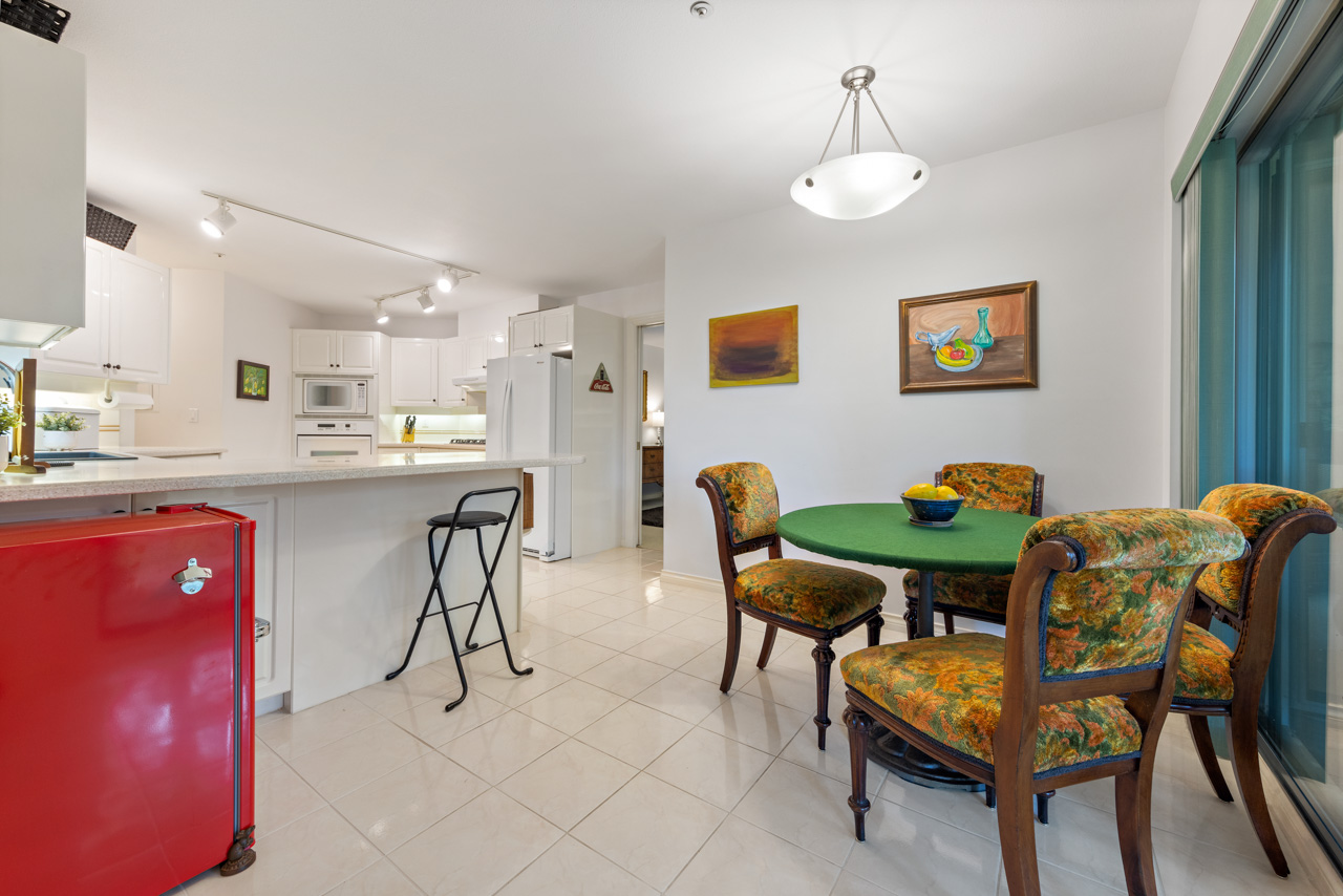 203-3200 CAPILANO CRESCENT, NORTH VANCOUVER 16