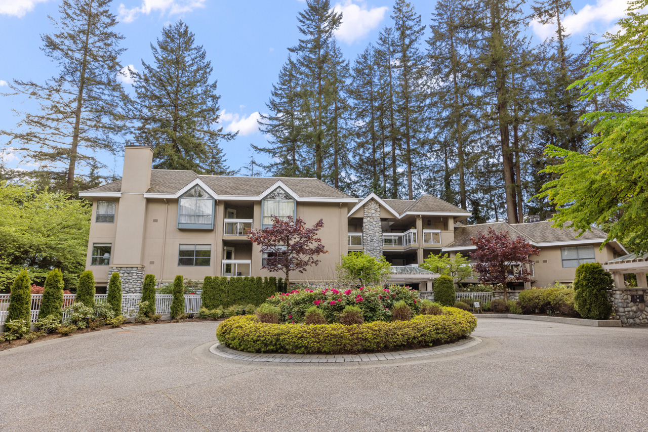 203-3200 CAPILANO CRESCENT, NORTH VANCOUVER 33