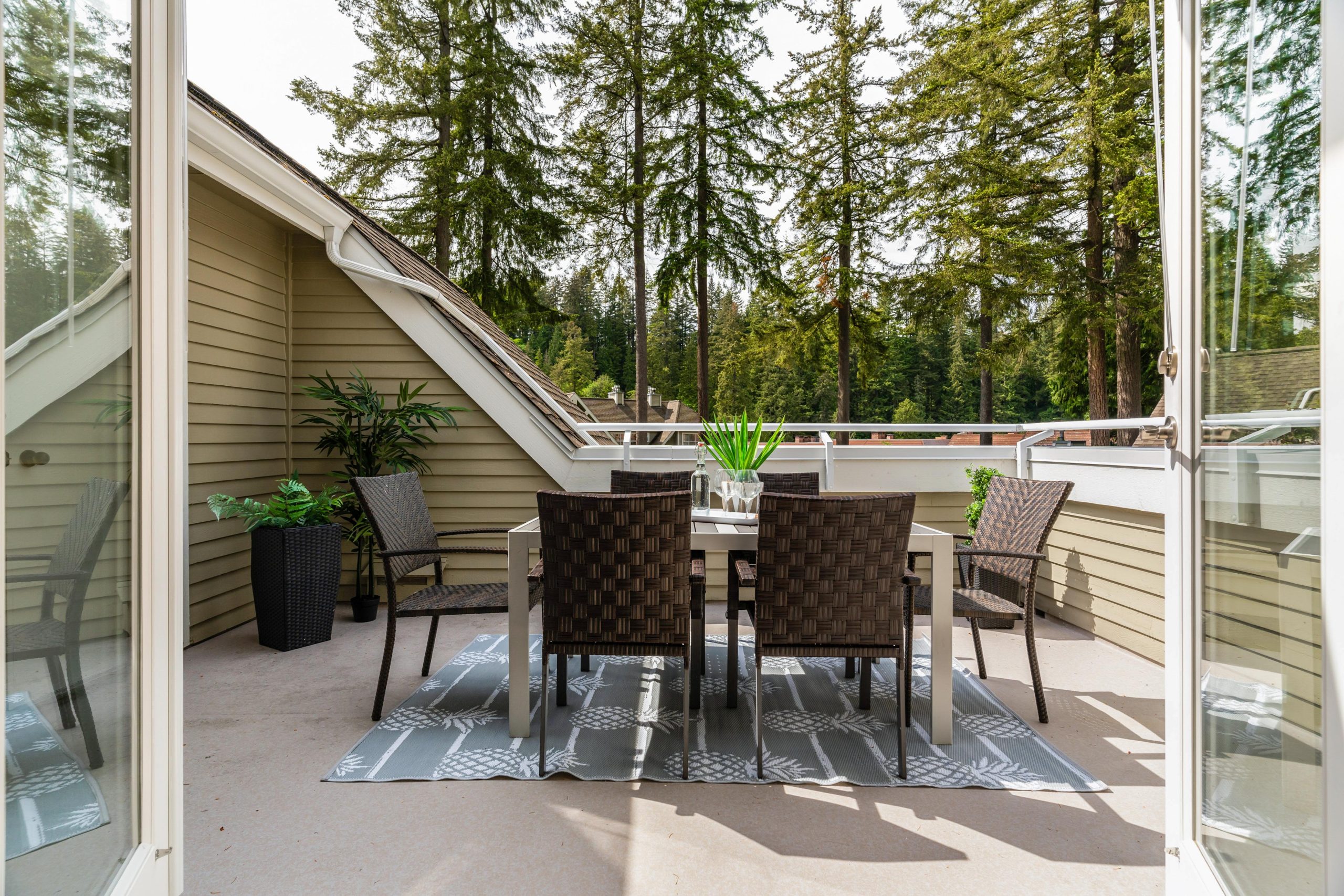 301-3393 CAPILANO CRESCENT, NORTH VANCOUVER 33