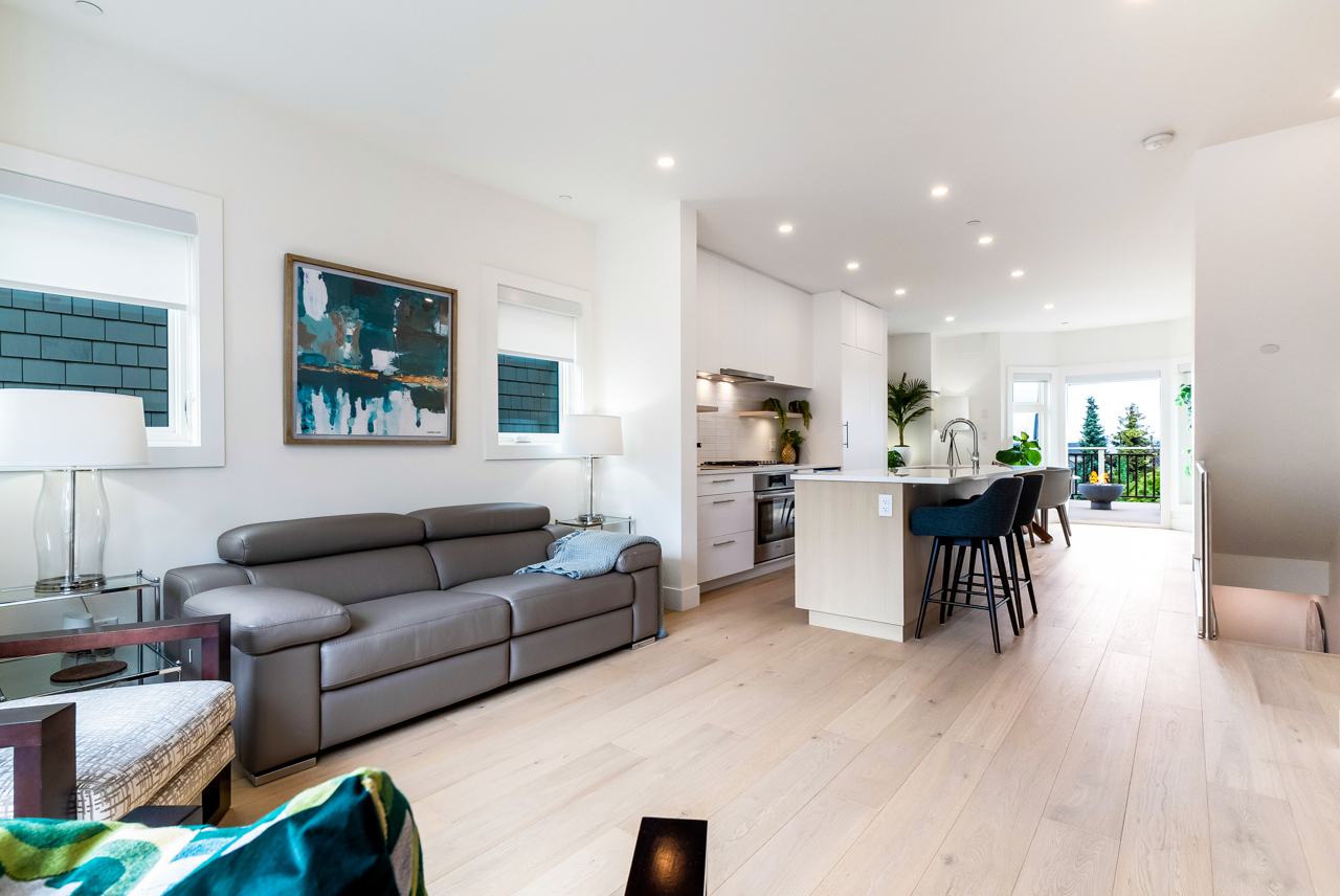 1-240 W 6TH STREET, NORTH VANCOUVER 6