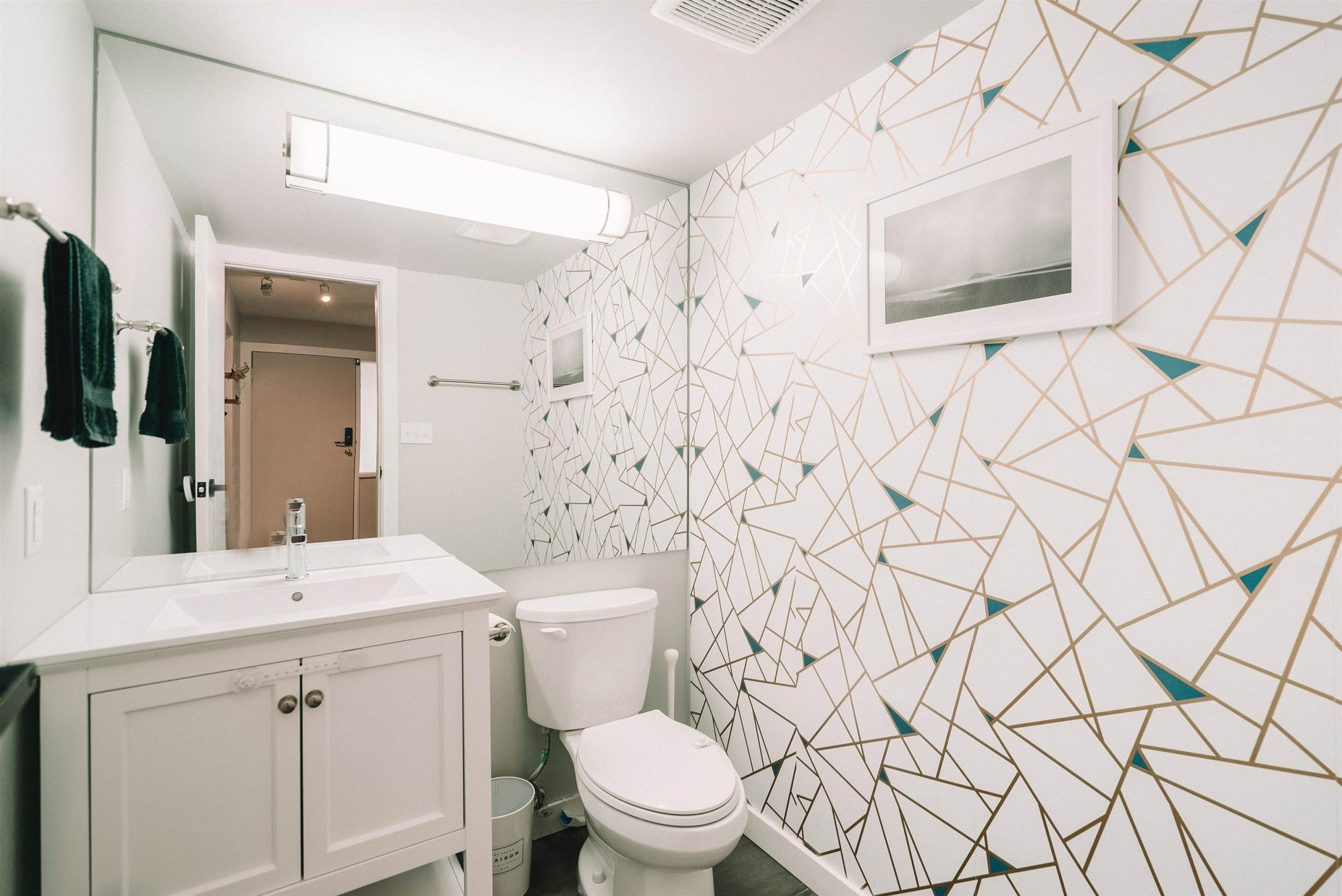 37-900 W 17TH STREET, NORTH VANCOUVER 13