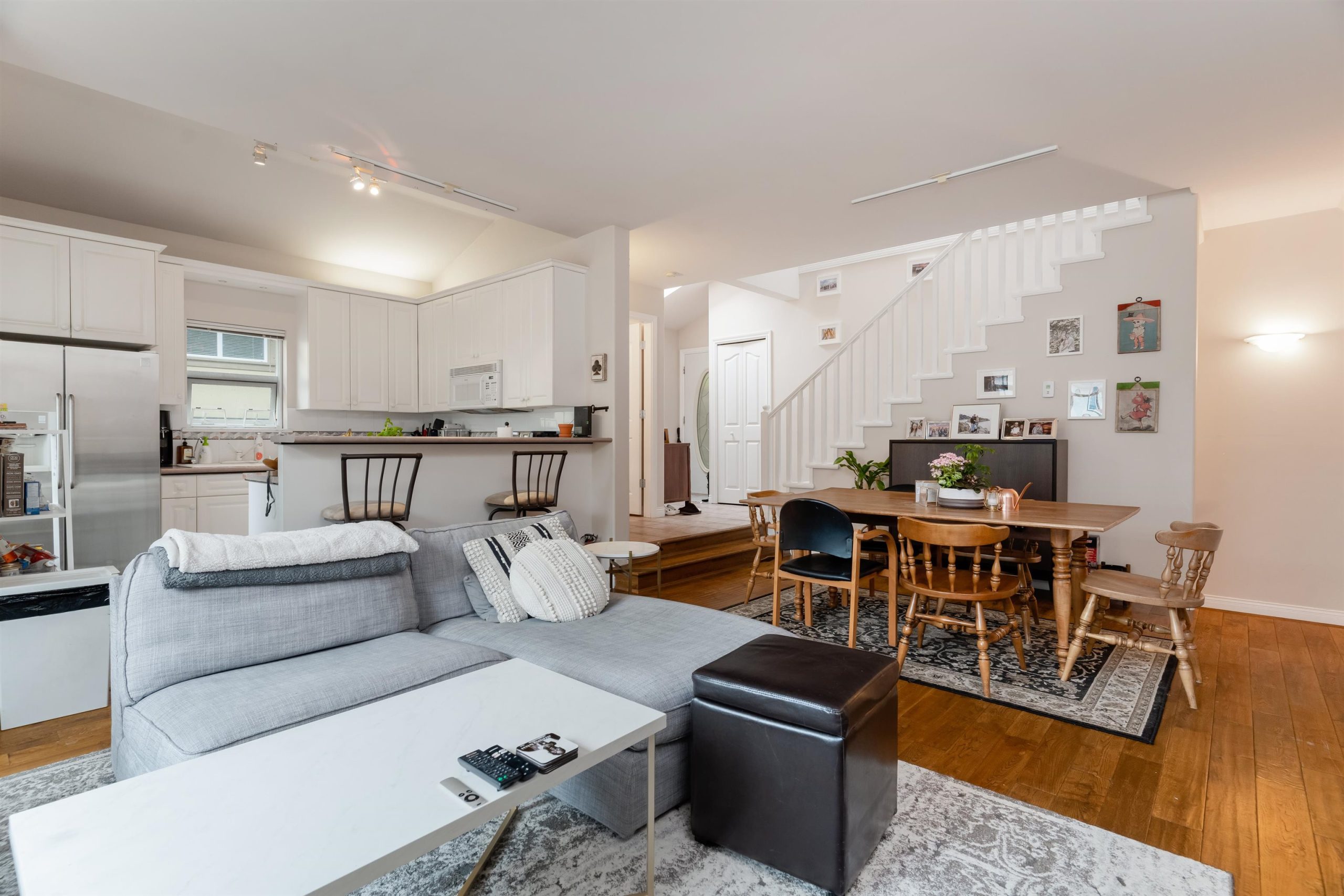 108 GLENMORE DRIVE, WEST VANCOUVER 4
