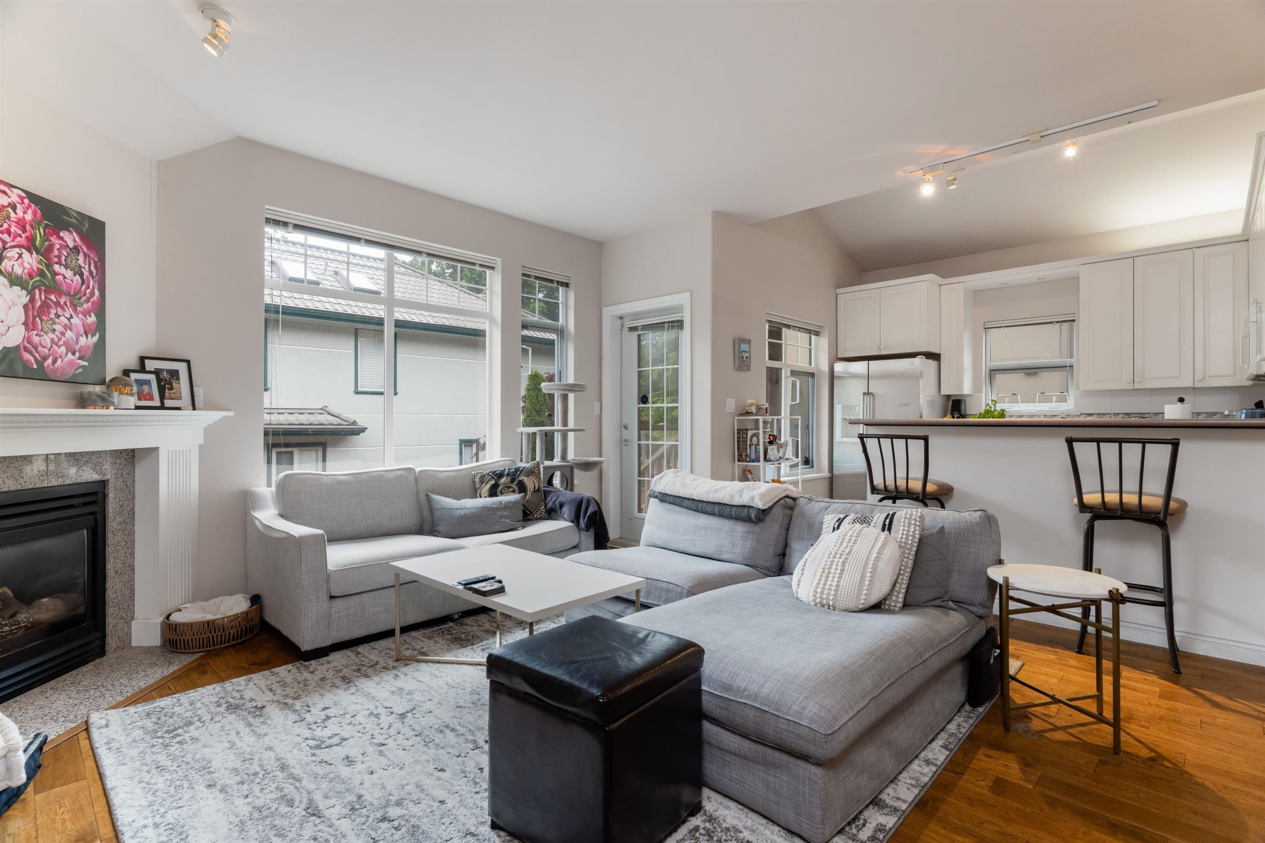 108 GLENMORE DRIVE, WEST VANCOUVER