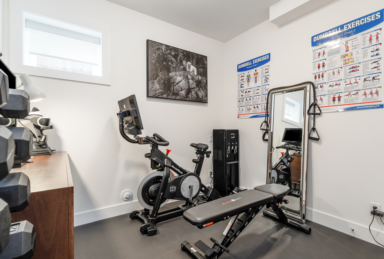 1-240 W 6TH STREET, NORTH VANCOUVER 26