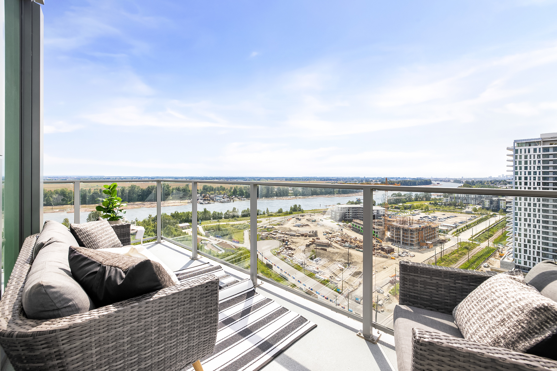 2107-3538 Sawmill Crescent, Vancouver 8