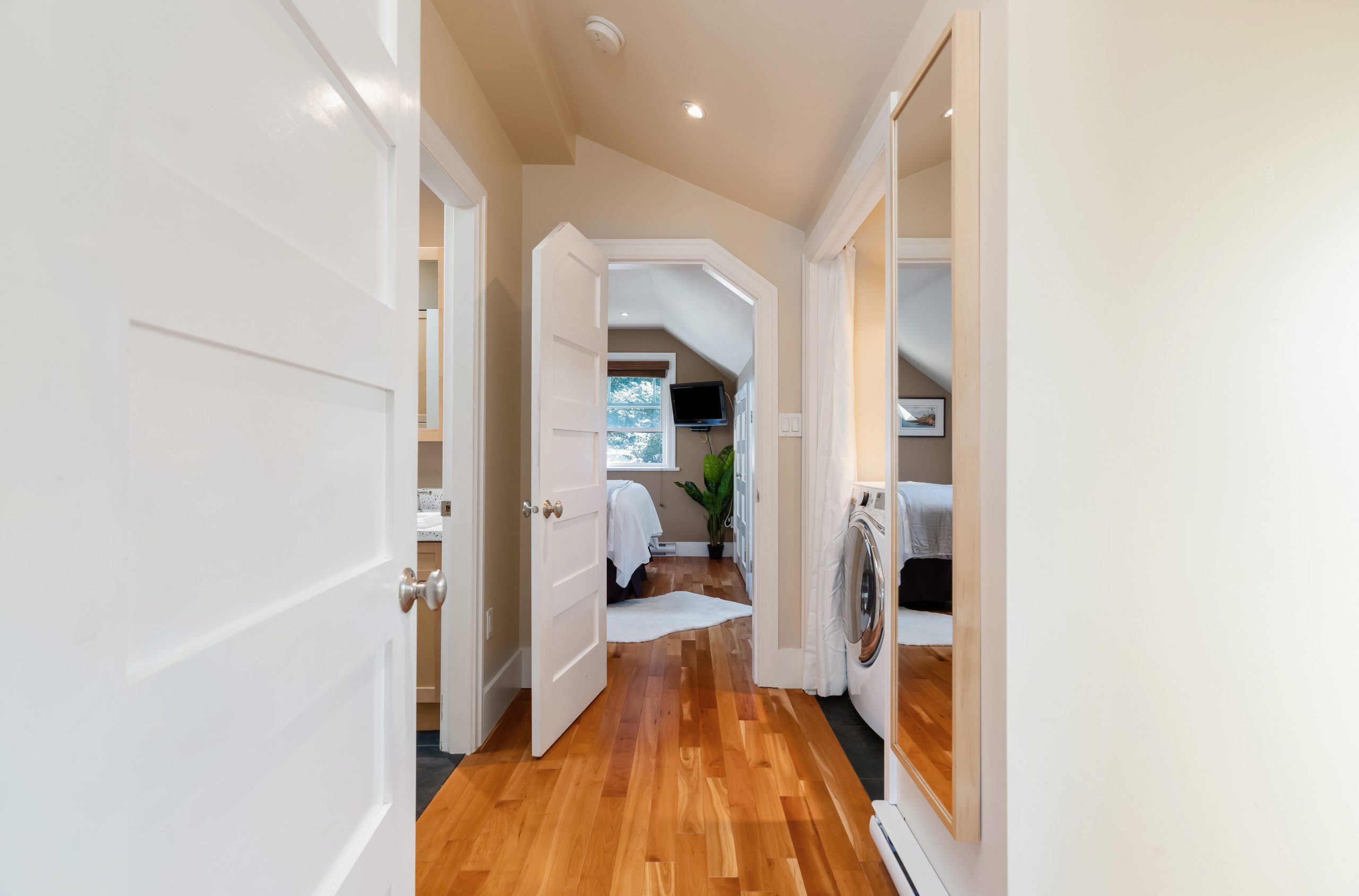 3565 W13th AVENUE, VANCOUVER 28