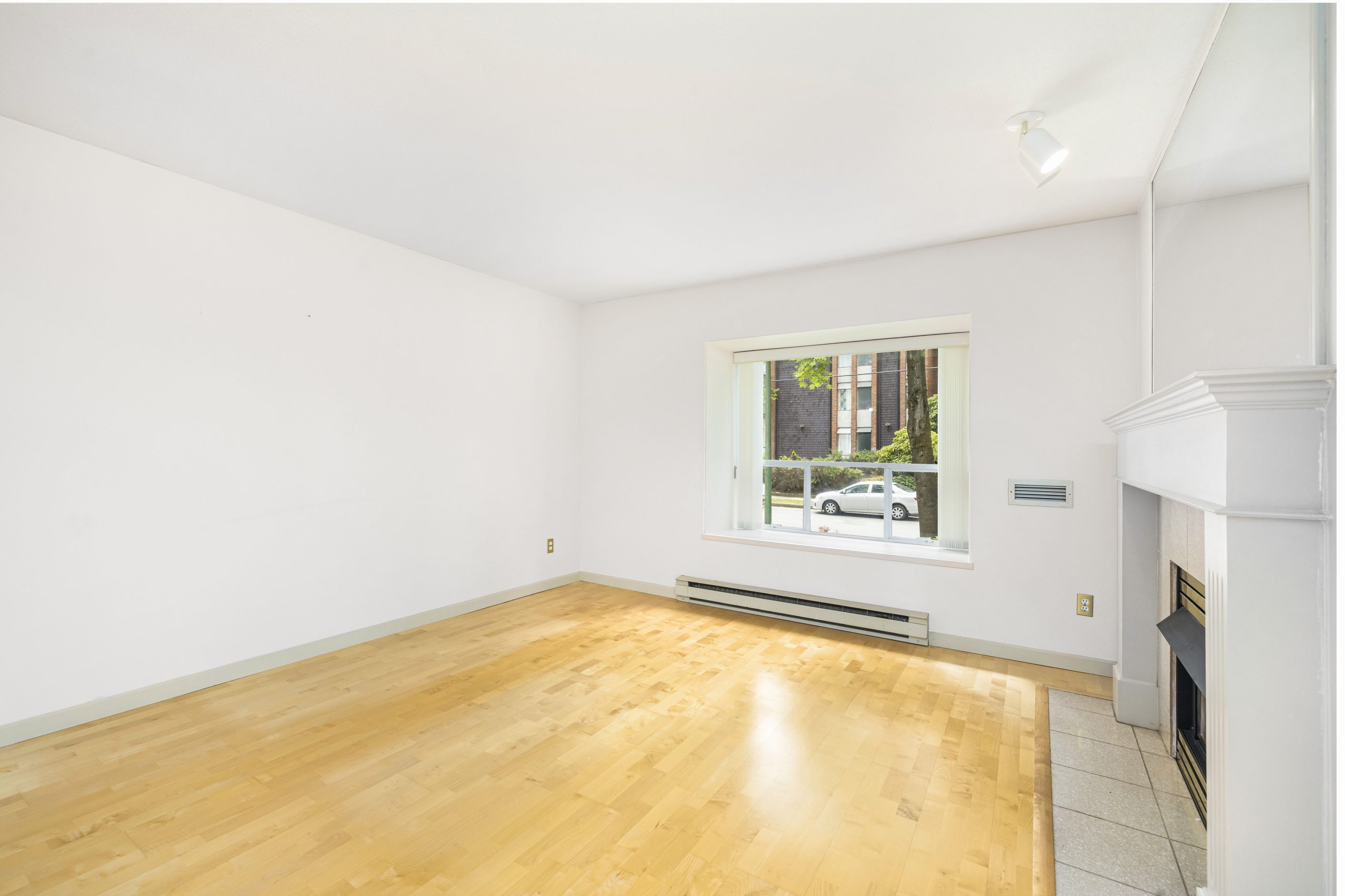 203 - 5568 BARKER AVENUE, BURNABY 10