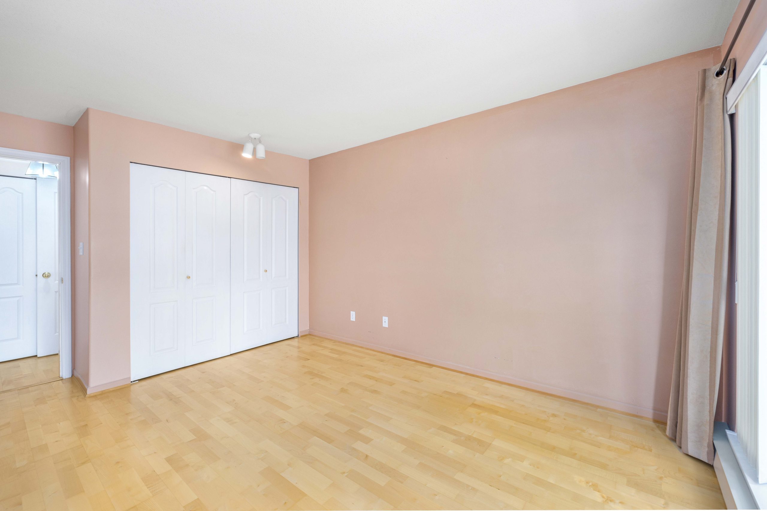 203 - 5568 BARKER AVENUE, BURNABY 23