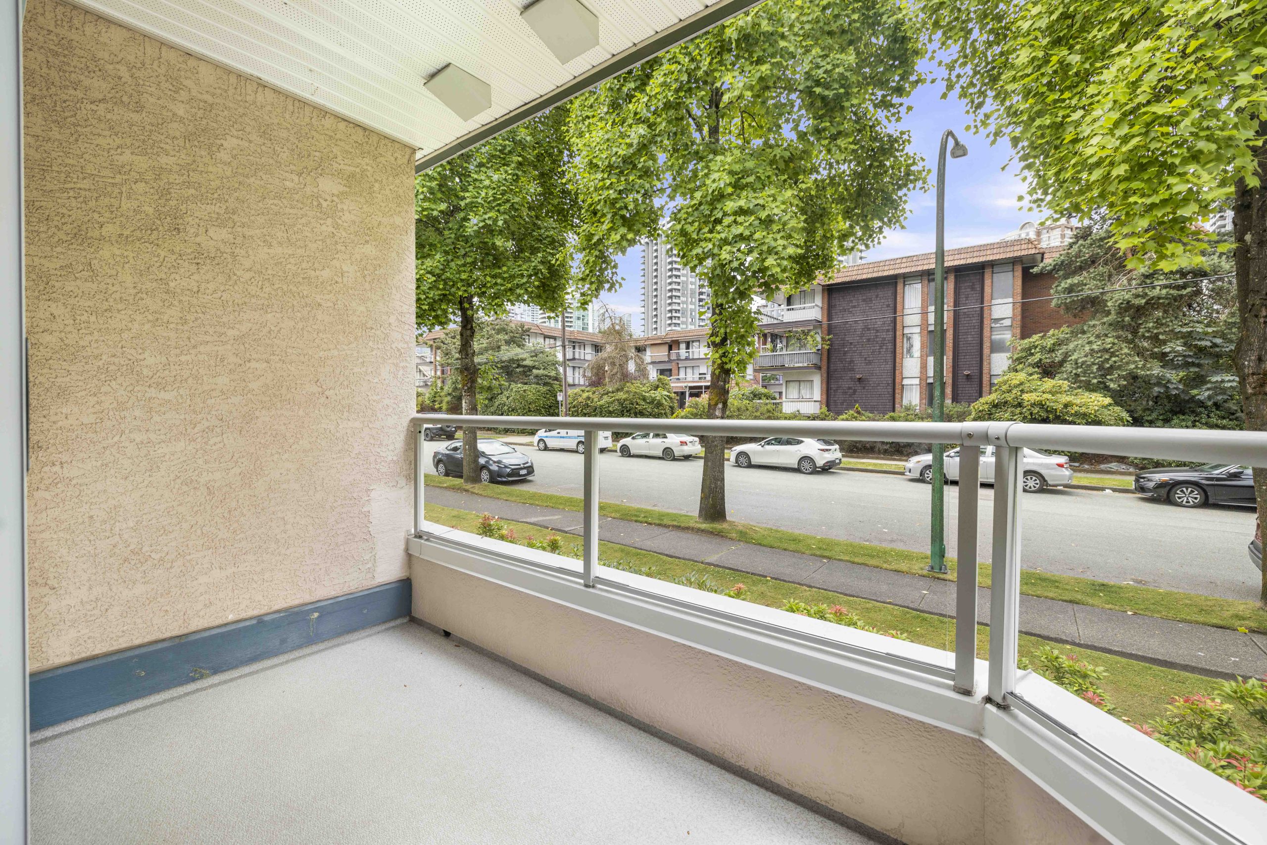203 - 5568 BARKER AVENUE, BURNABY 21