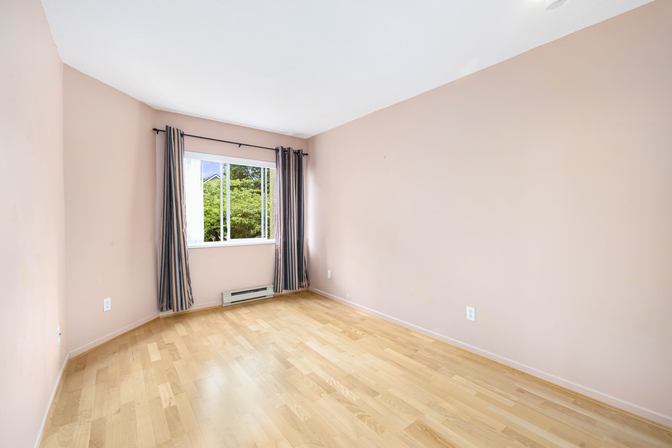203 - 5568 BARKER AVENUE, BURNABY 24