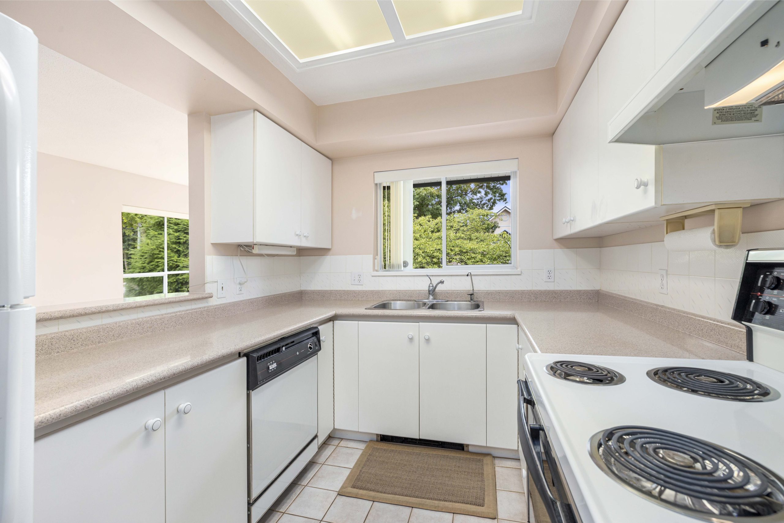 203 - 5568 BARKER AVENUE, BURNABY 14