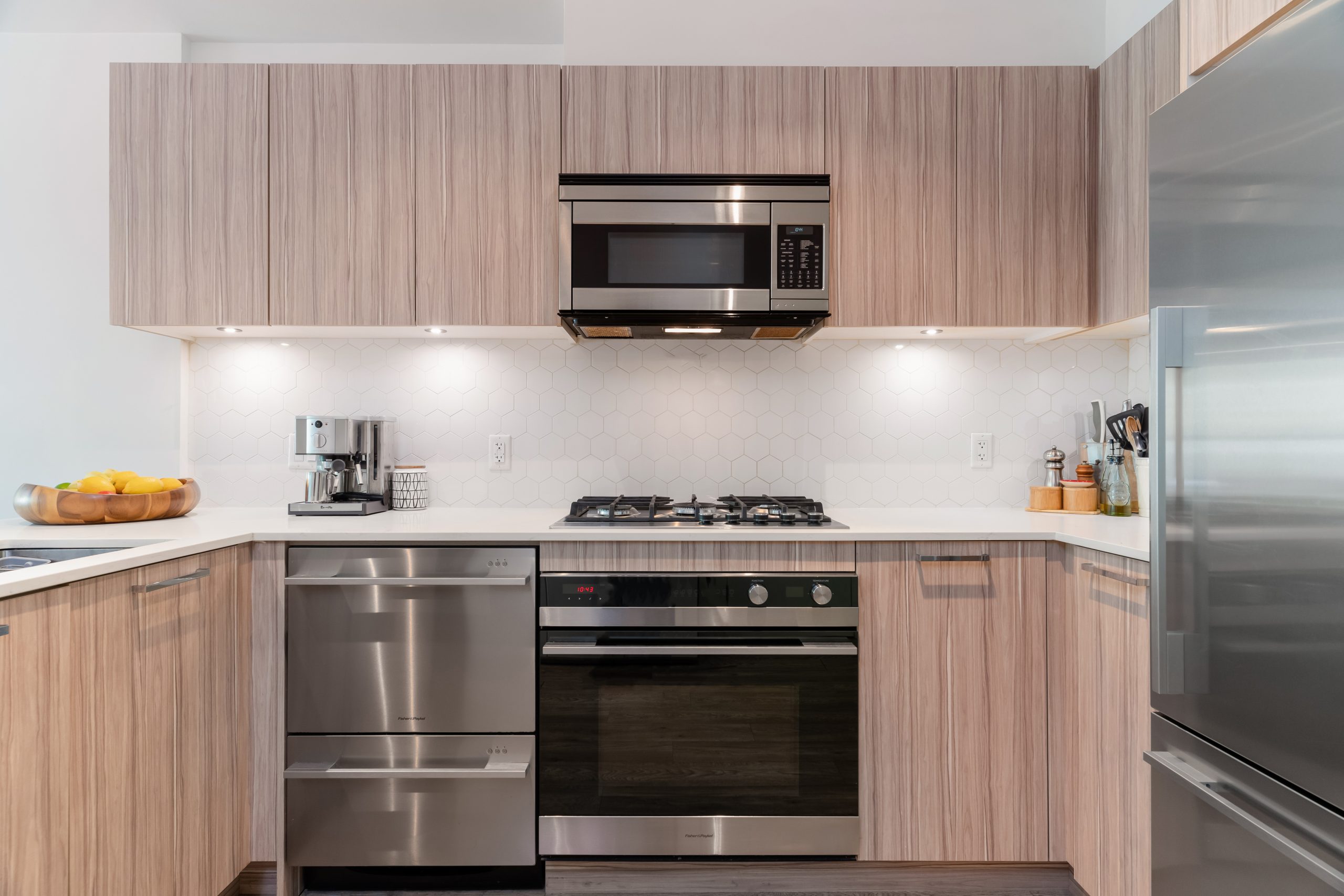216 1061 Marine Drive, north Vancouver 13
