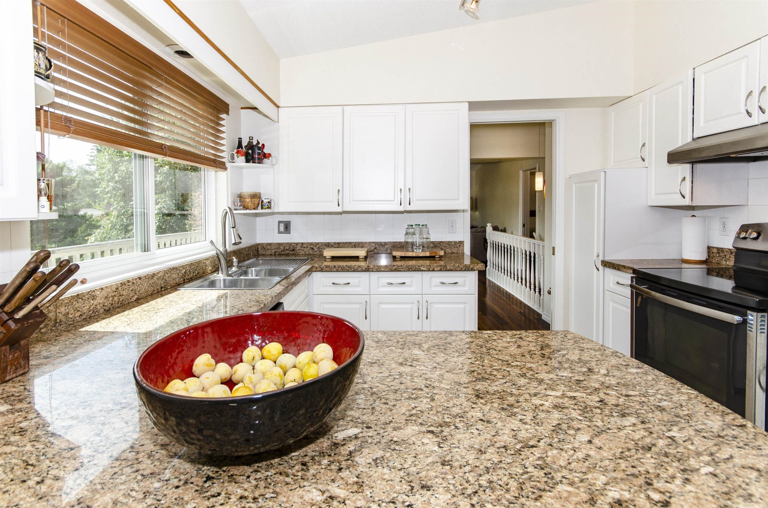 1718 PLATT CRESCENT, NORTH VANCOUVER 7