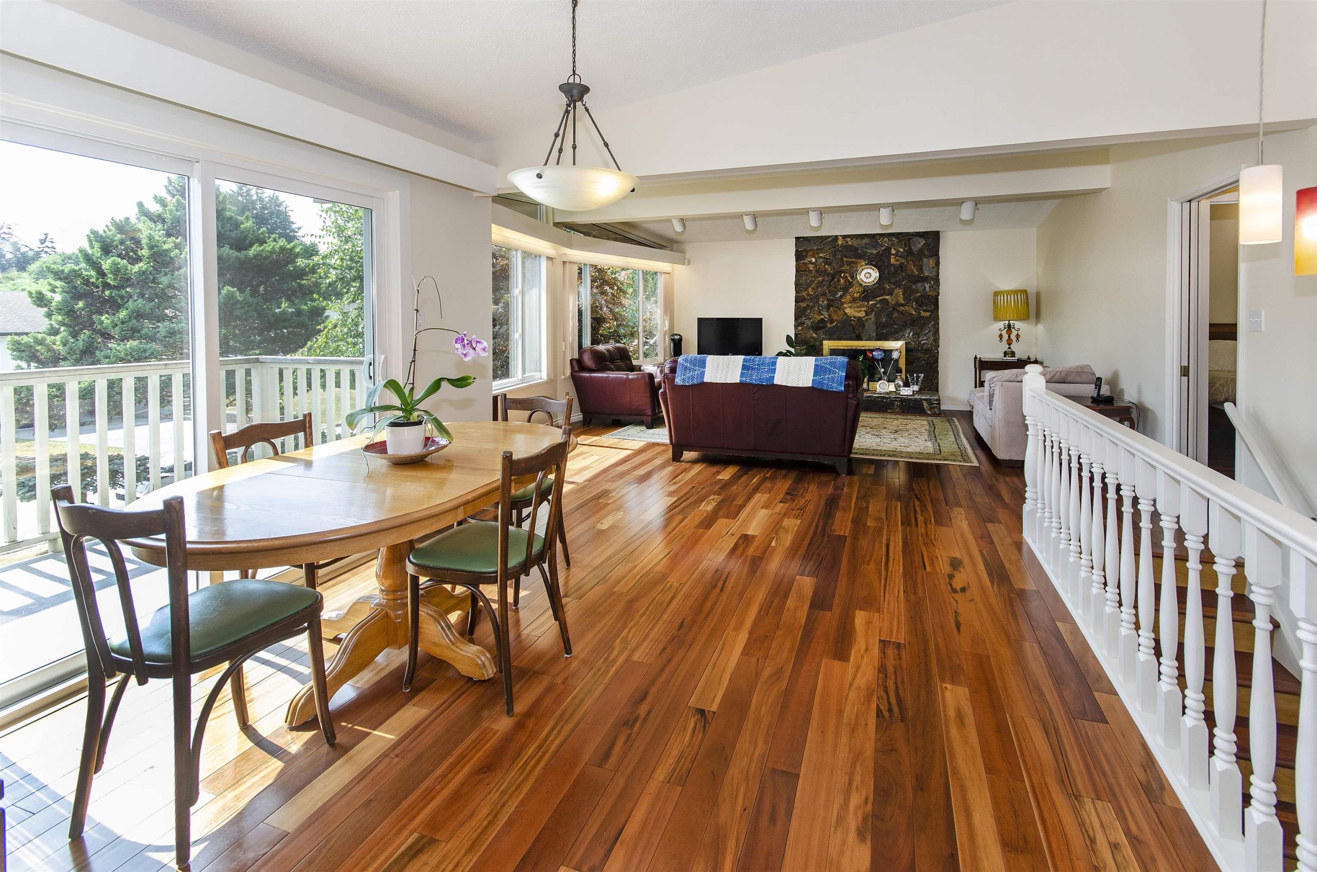 1718 PLATT CRESCENT, NORTH VANCOUVER 11
