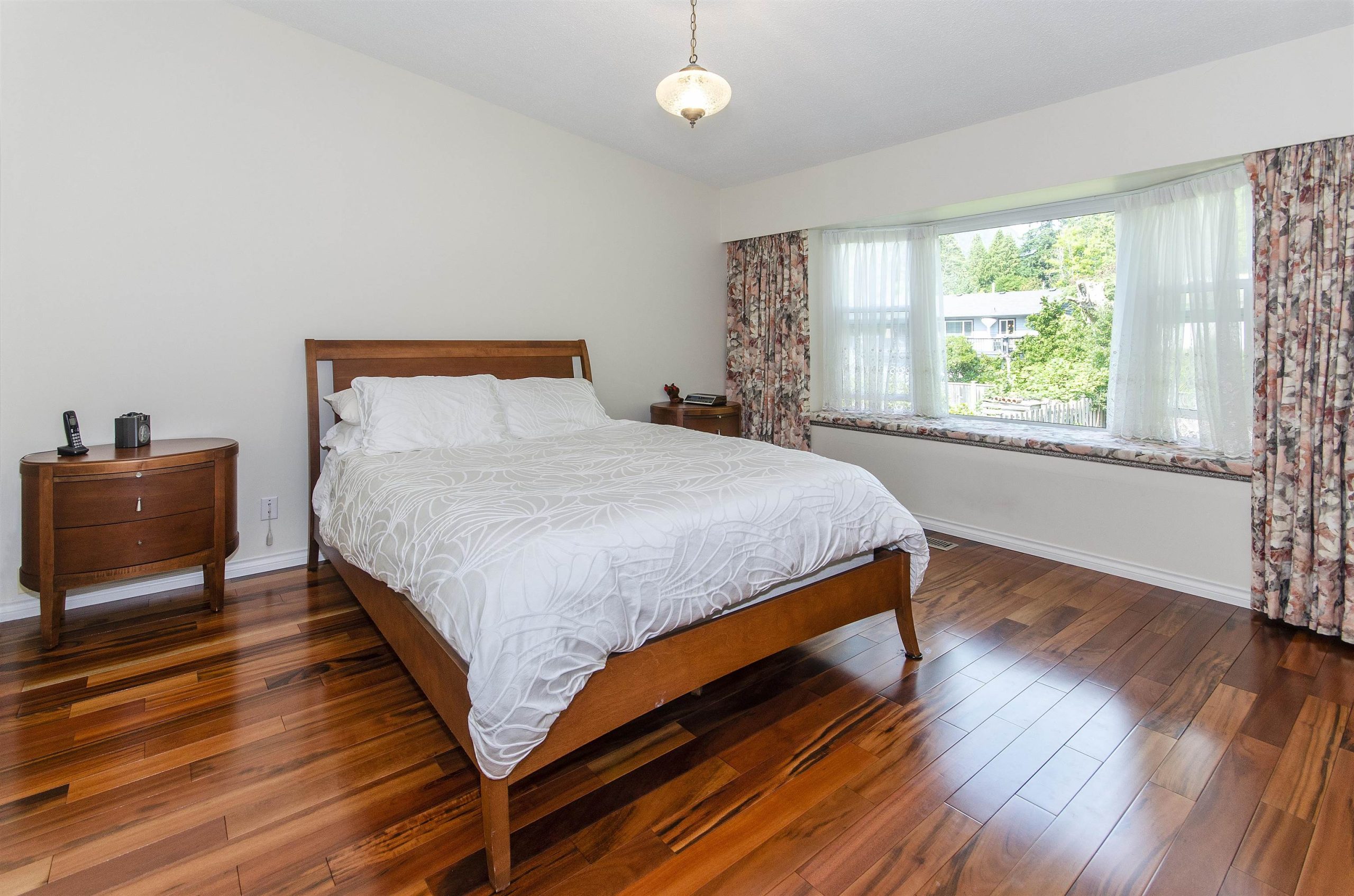 1718 PLATT CRESCENT, NORTH VANCOUVER 16
