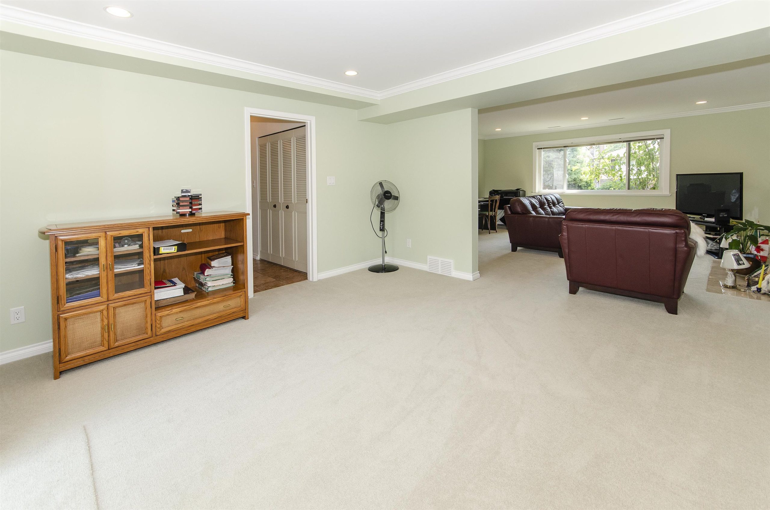 1718 PLATT CRESCENT, NORTH VANCOUVER 21
