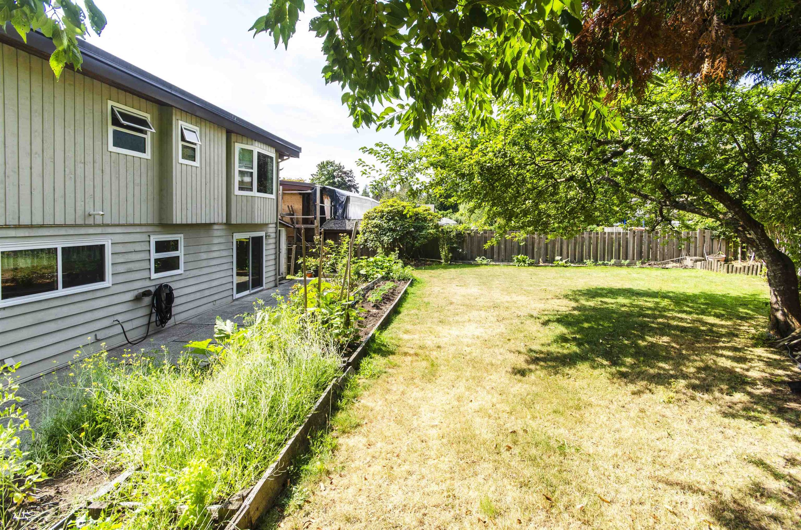 1718 PLATT CRESCENT, NORTH VANCOUVER 30