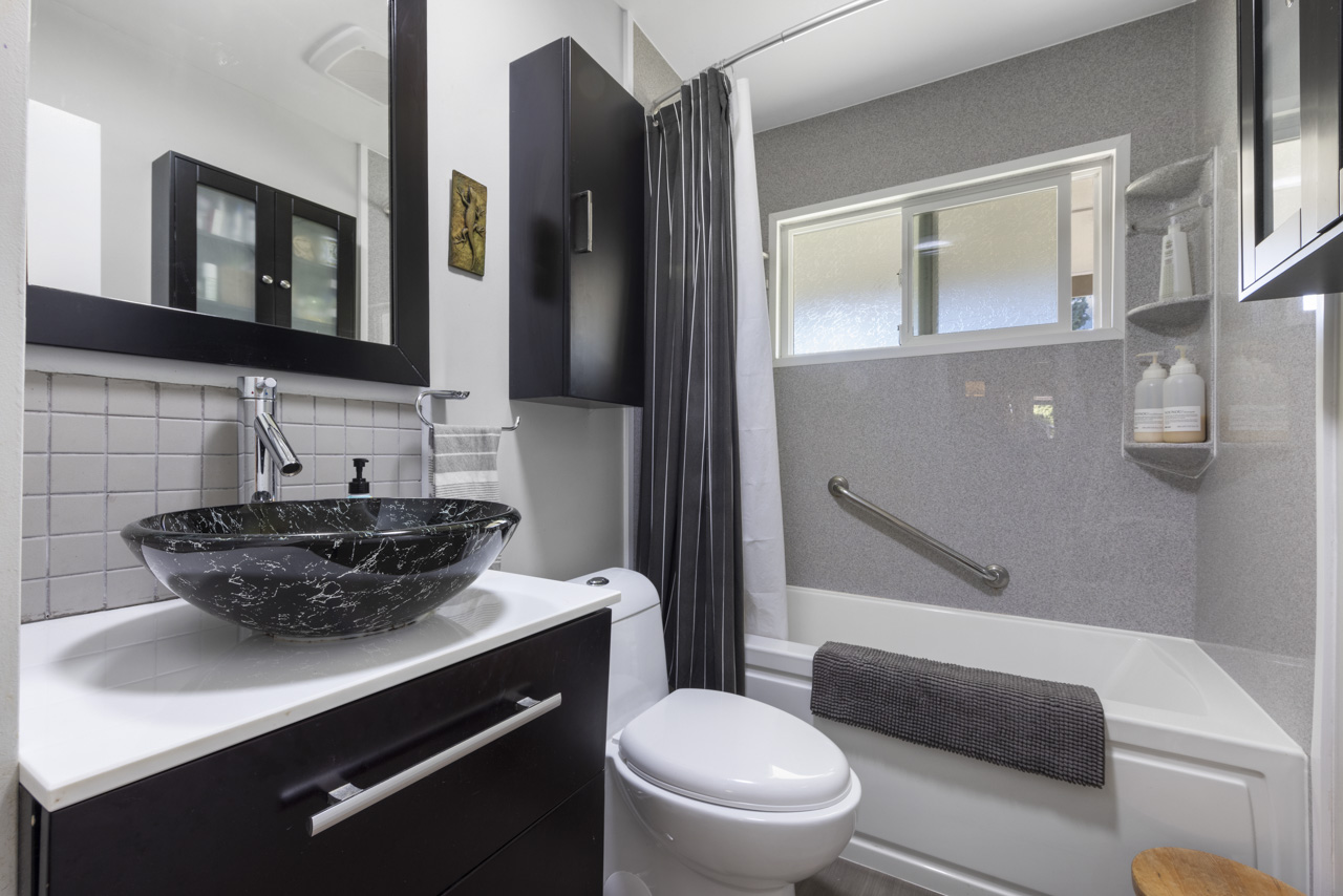 1286 Silverwood Crescent, North Vancouver 18