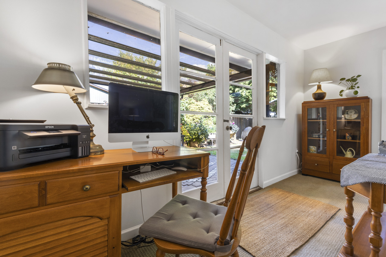 1286 Silverwood Crescent, North Vancouver 13