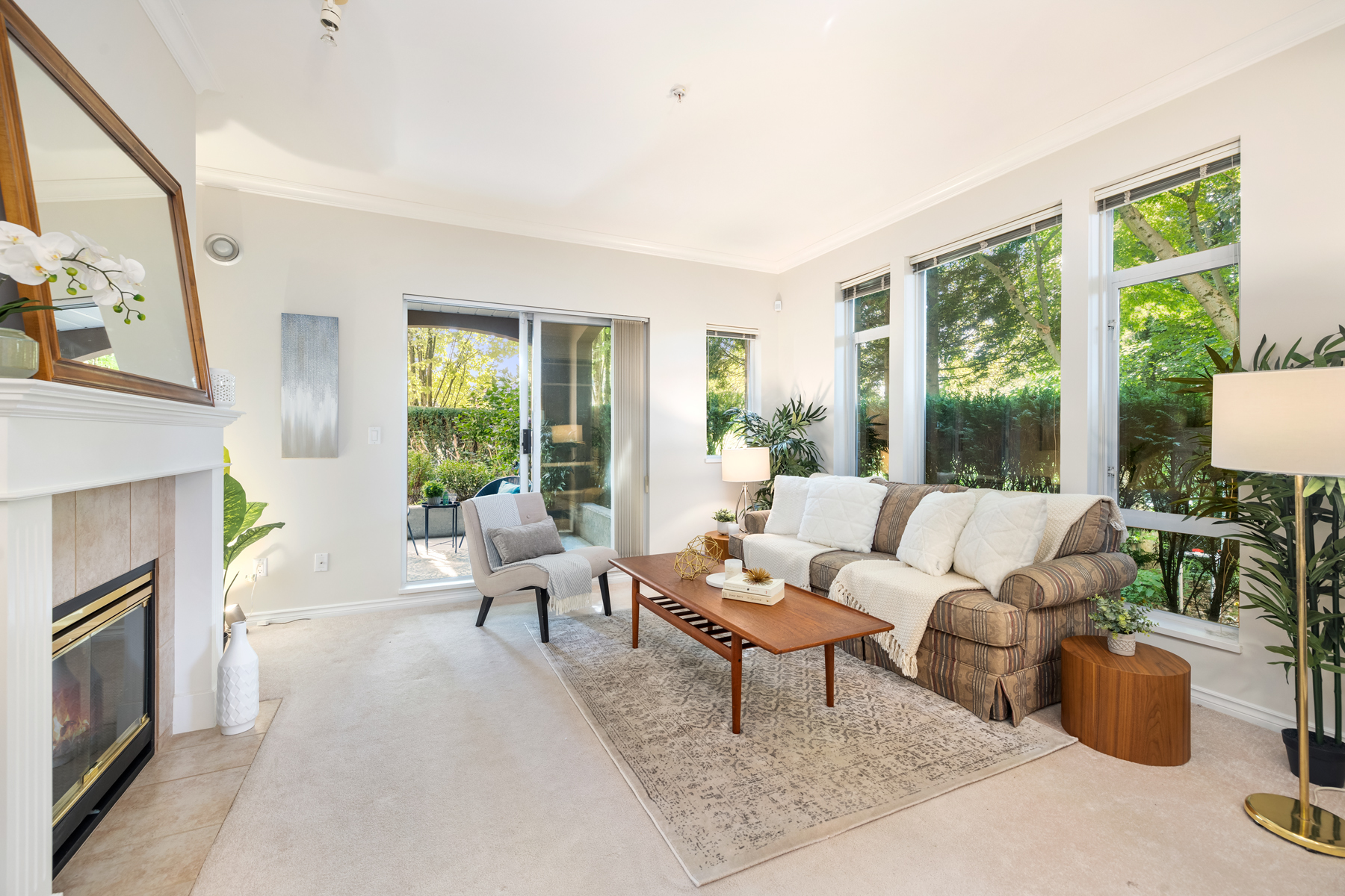 103-678 WEST QUEENS ROAD, NORTH VANCOUVER