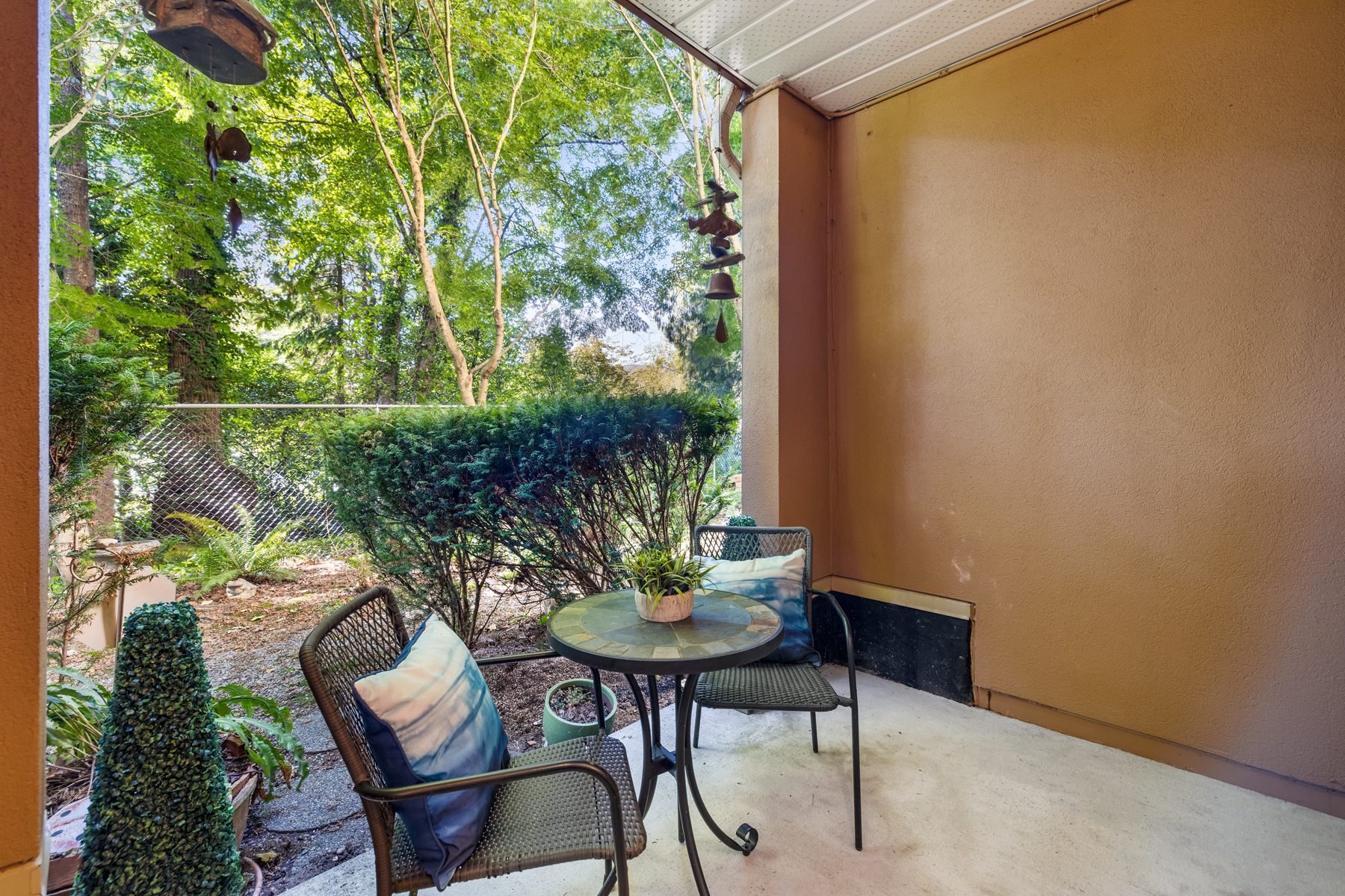 103-678 WEST QUEENS ROAD, NORTH VANCOUVER 14