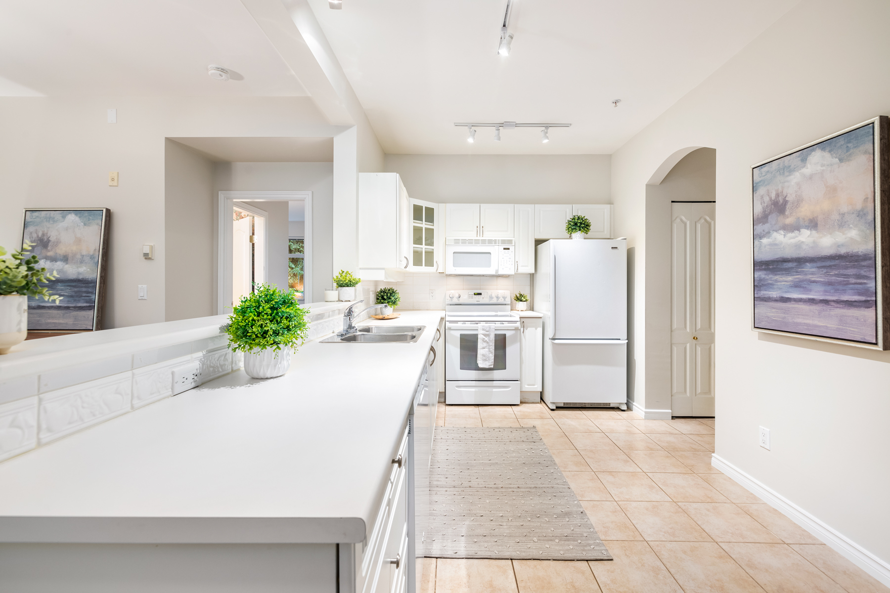 103-678 WEST QUEENS ROAD, NORTH VANCOUVER 8